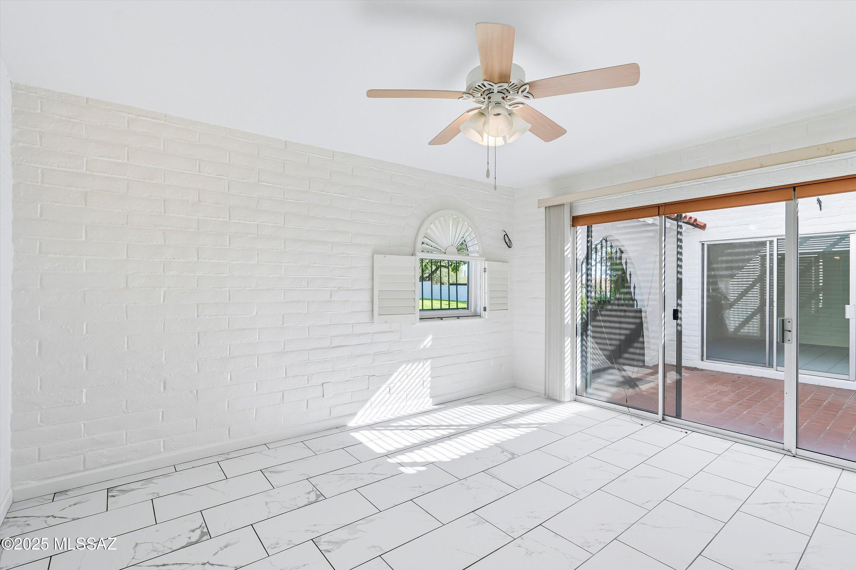 700 W Roller Coaster Road