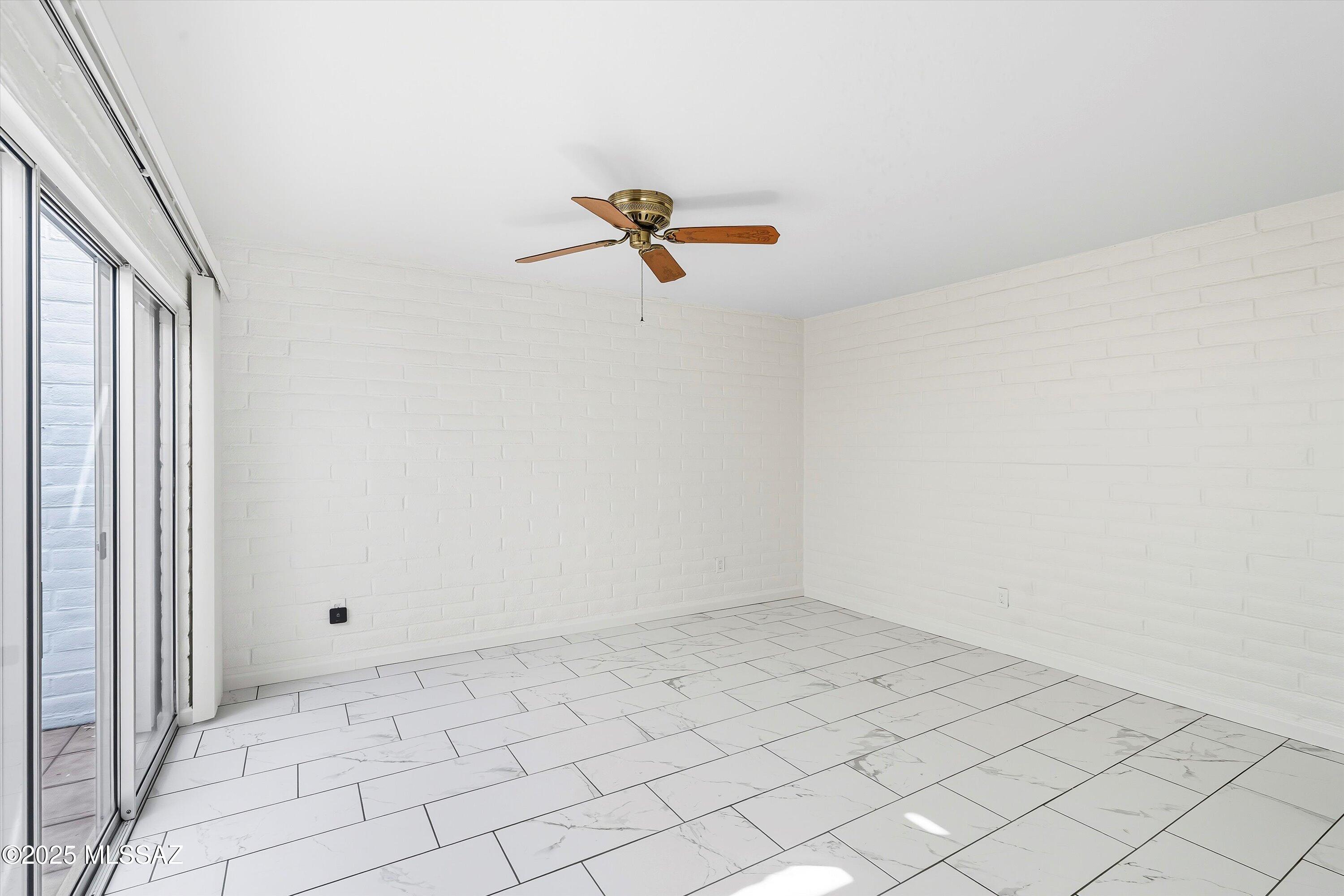 700 W Roller Coaster Road