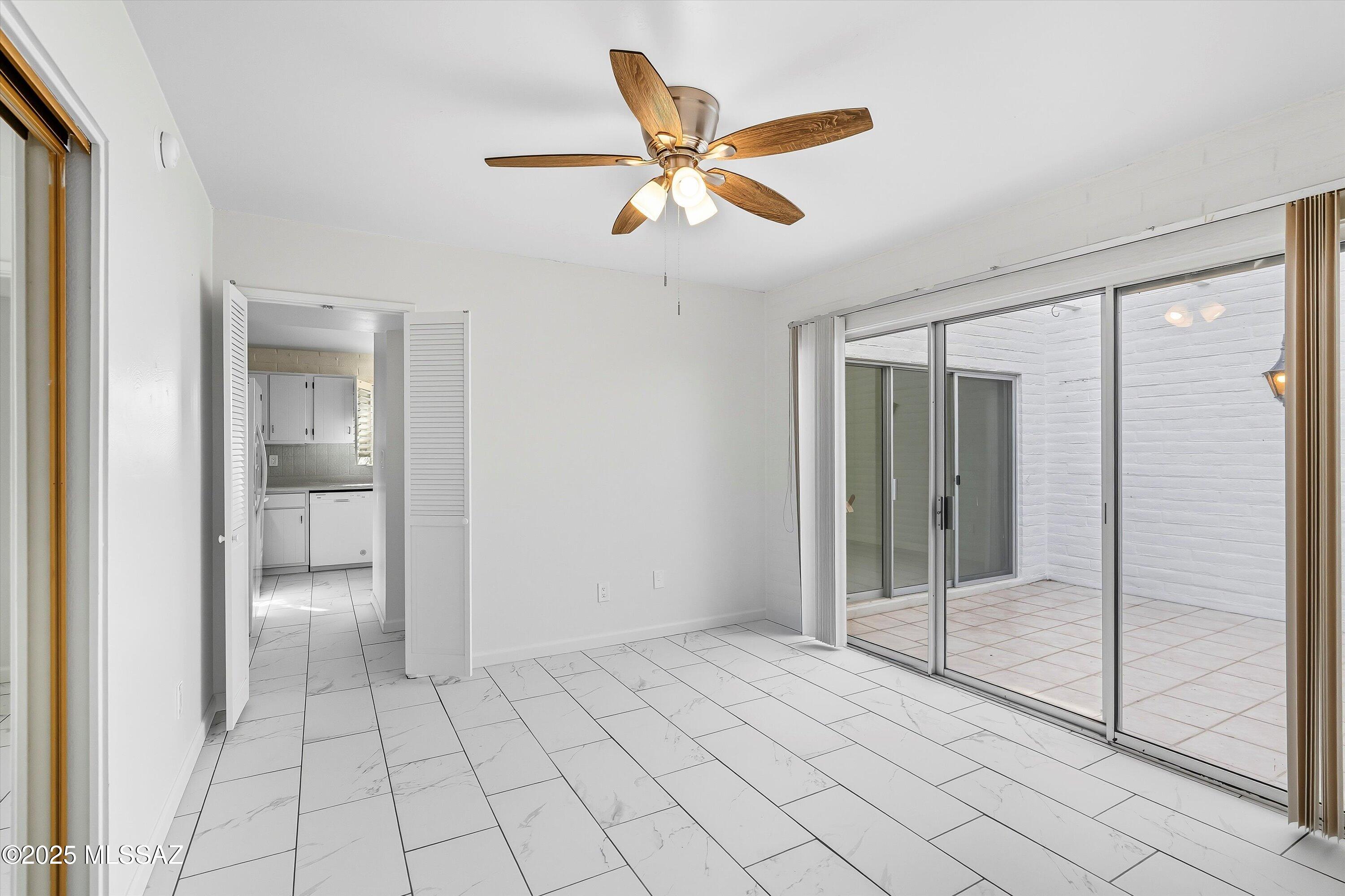 700 W Roller Coaster Road