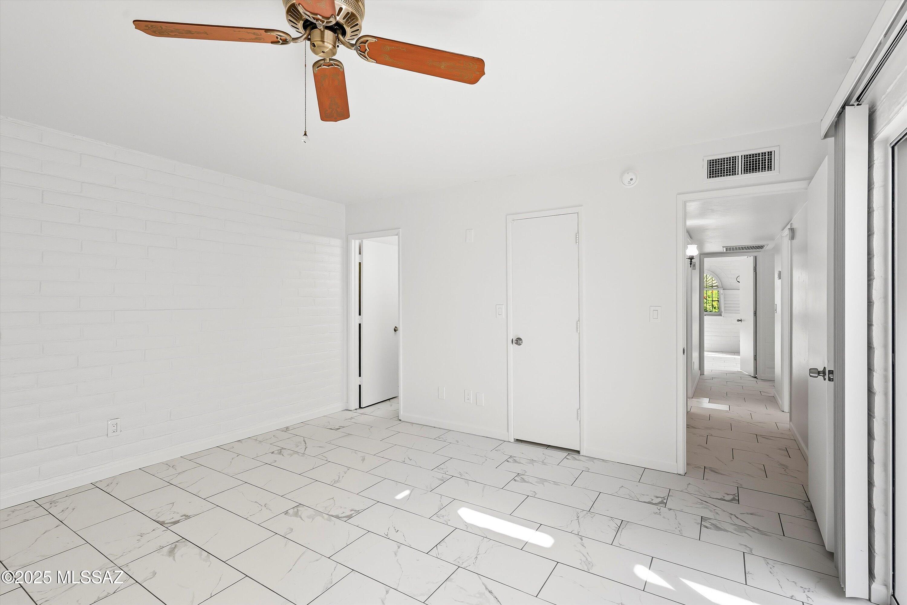 700 W Roller Coaster Road