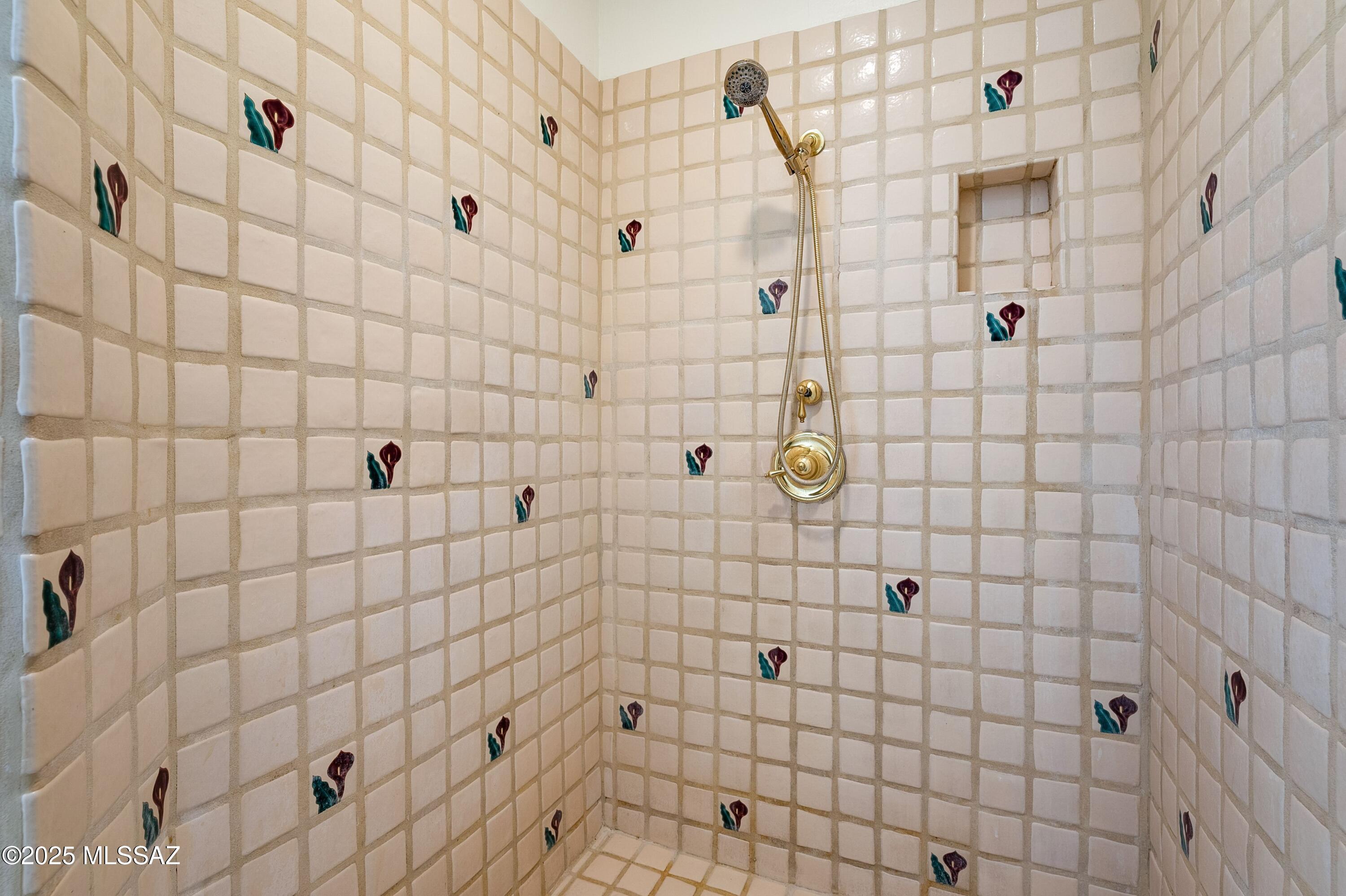 12513 E Jeffers Place