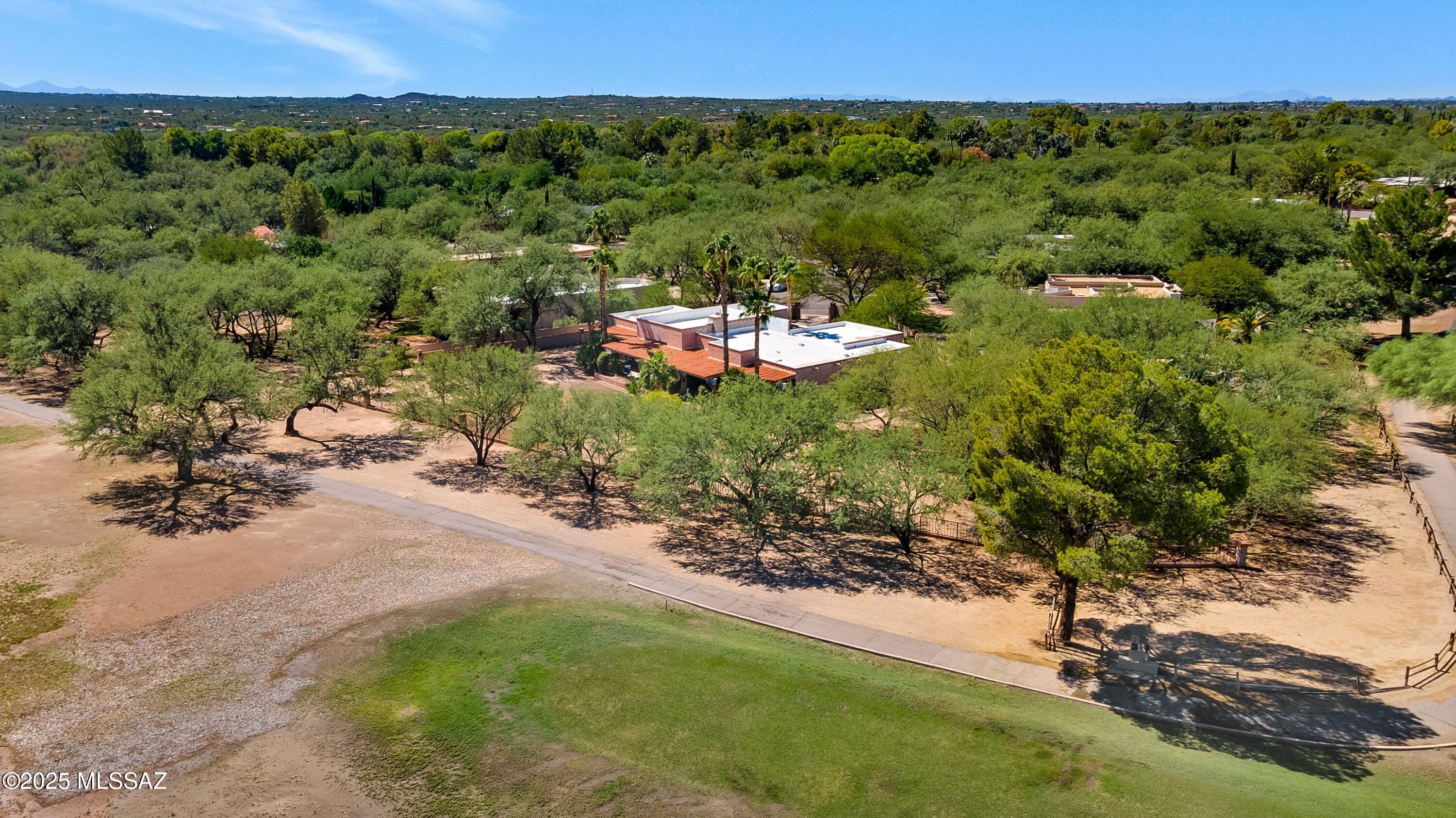 12513 E Jeffers Place