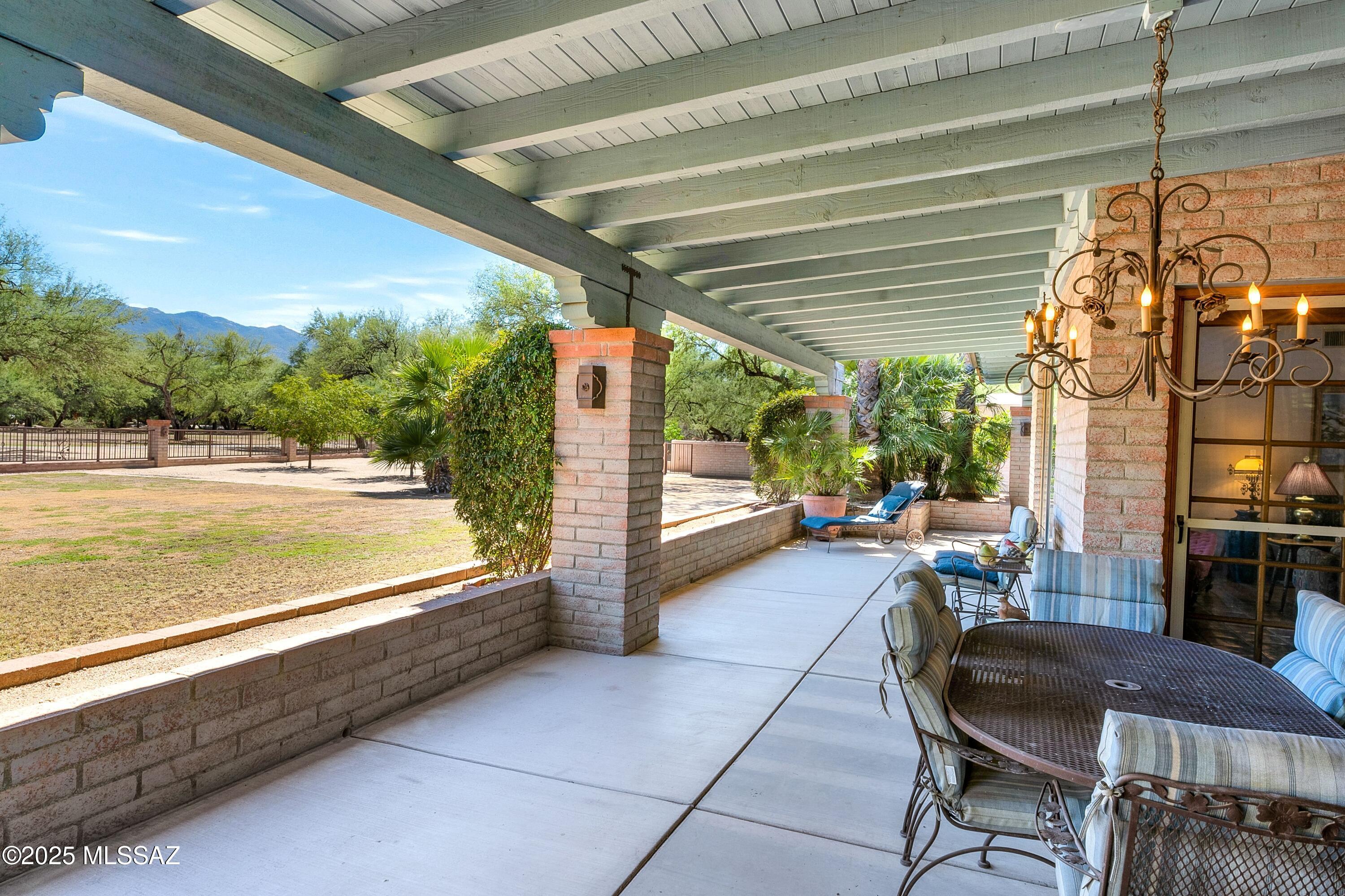 12513 E Jeffers Place