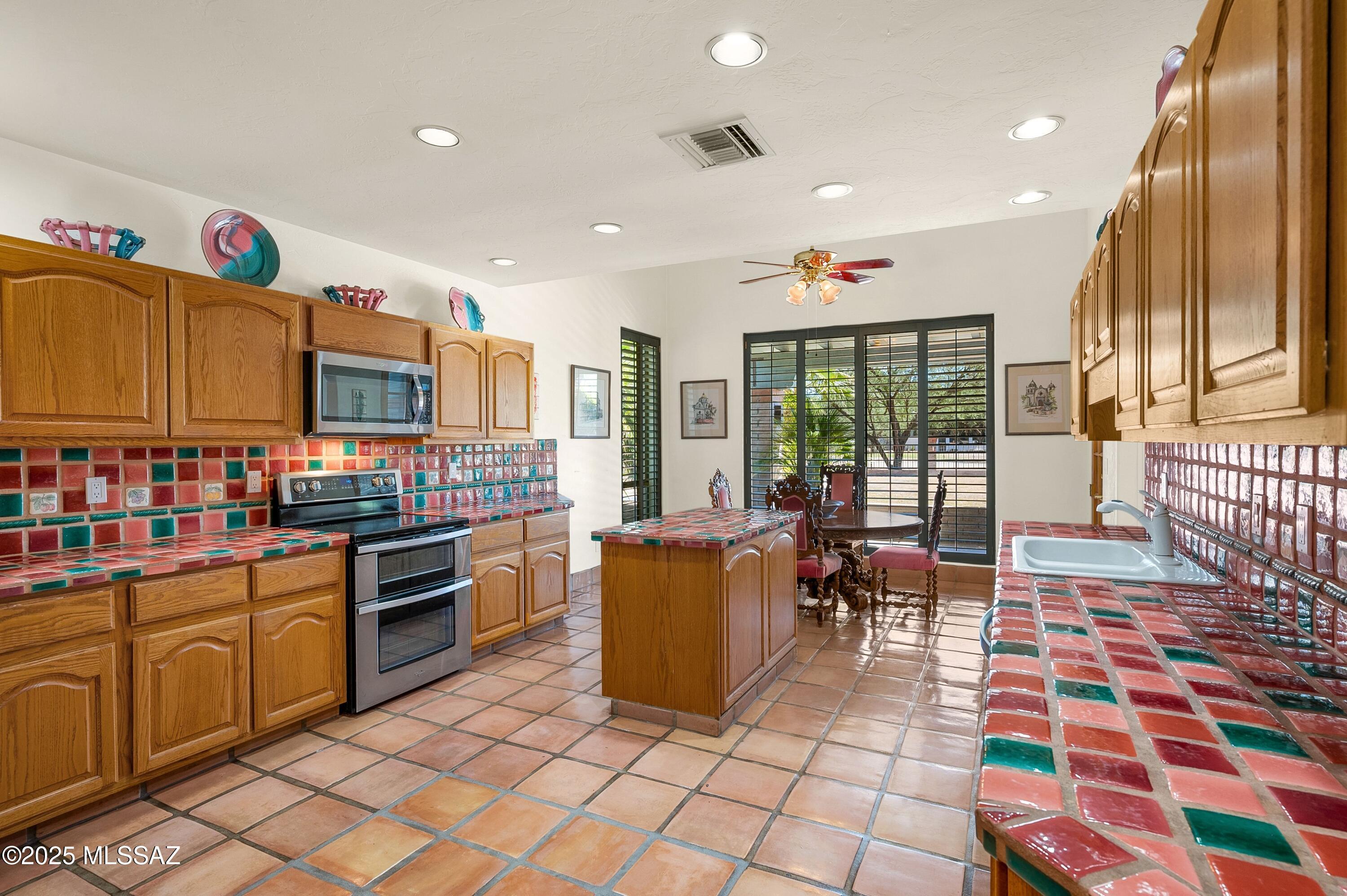 12513 E Jeffers Place