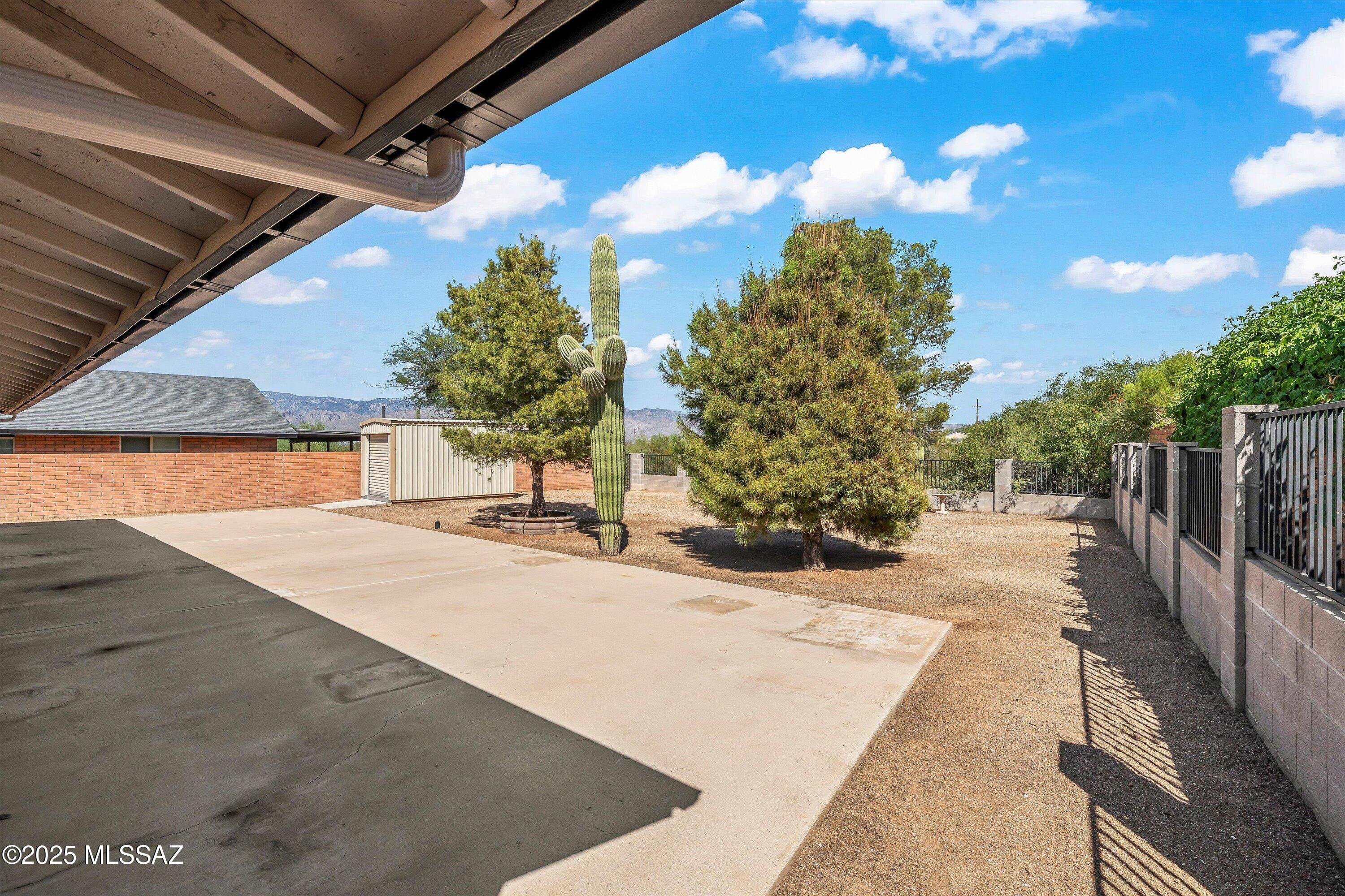 10025 E Eric Alan Place