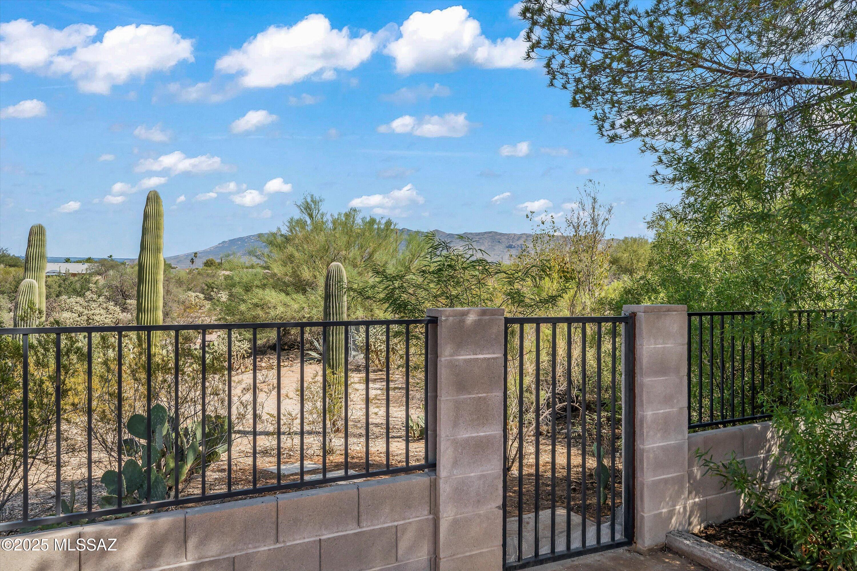 10025 E Eric Alan Place