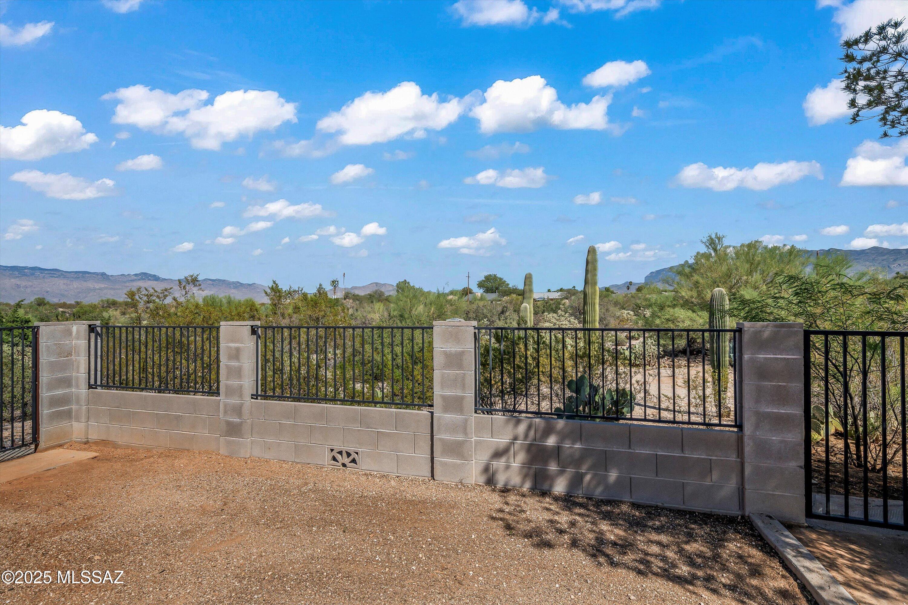 10025 E Eric Alan Place