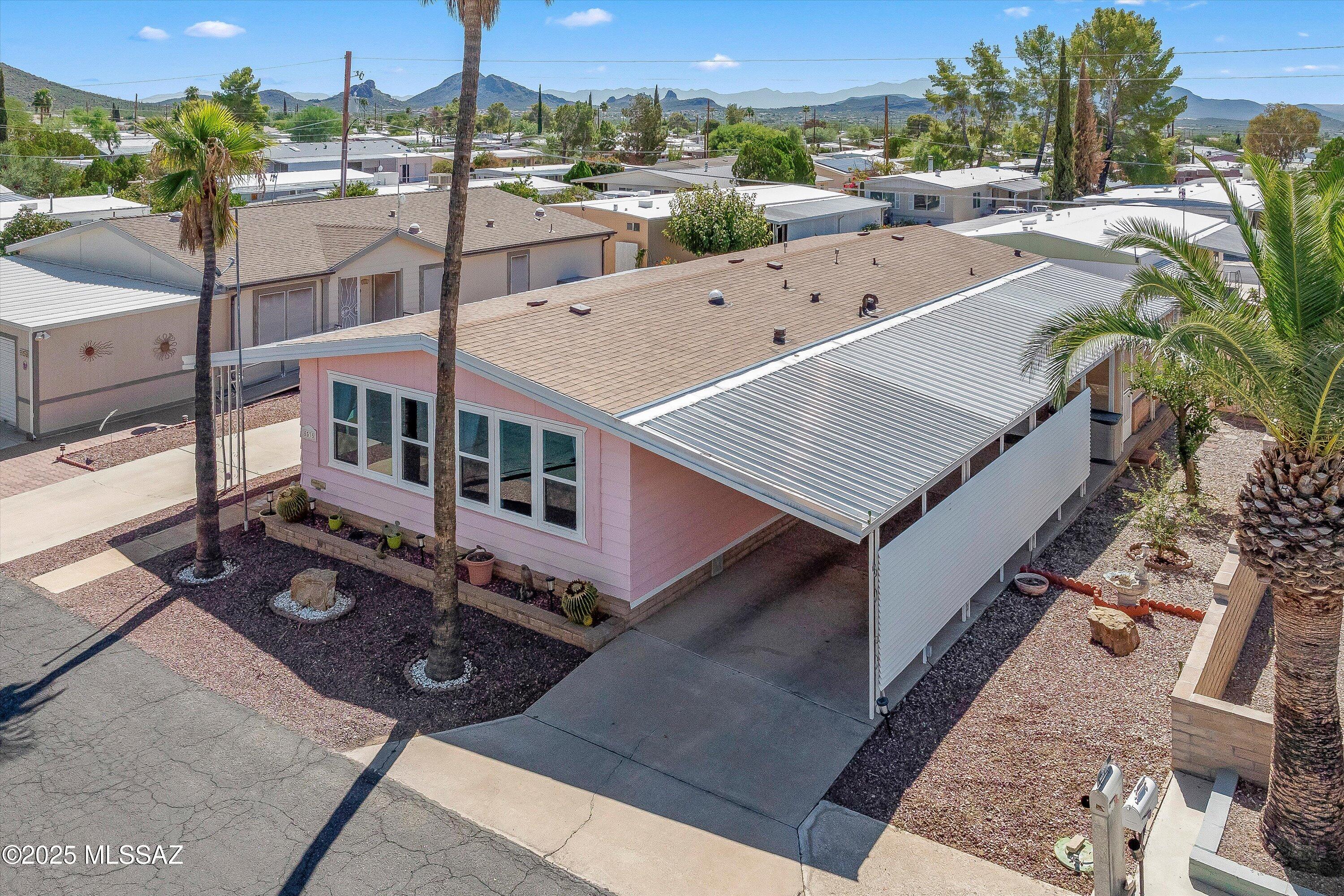 5535 W Flying W Street