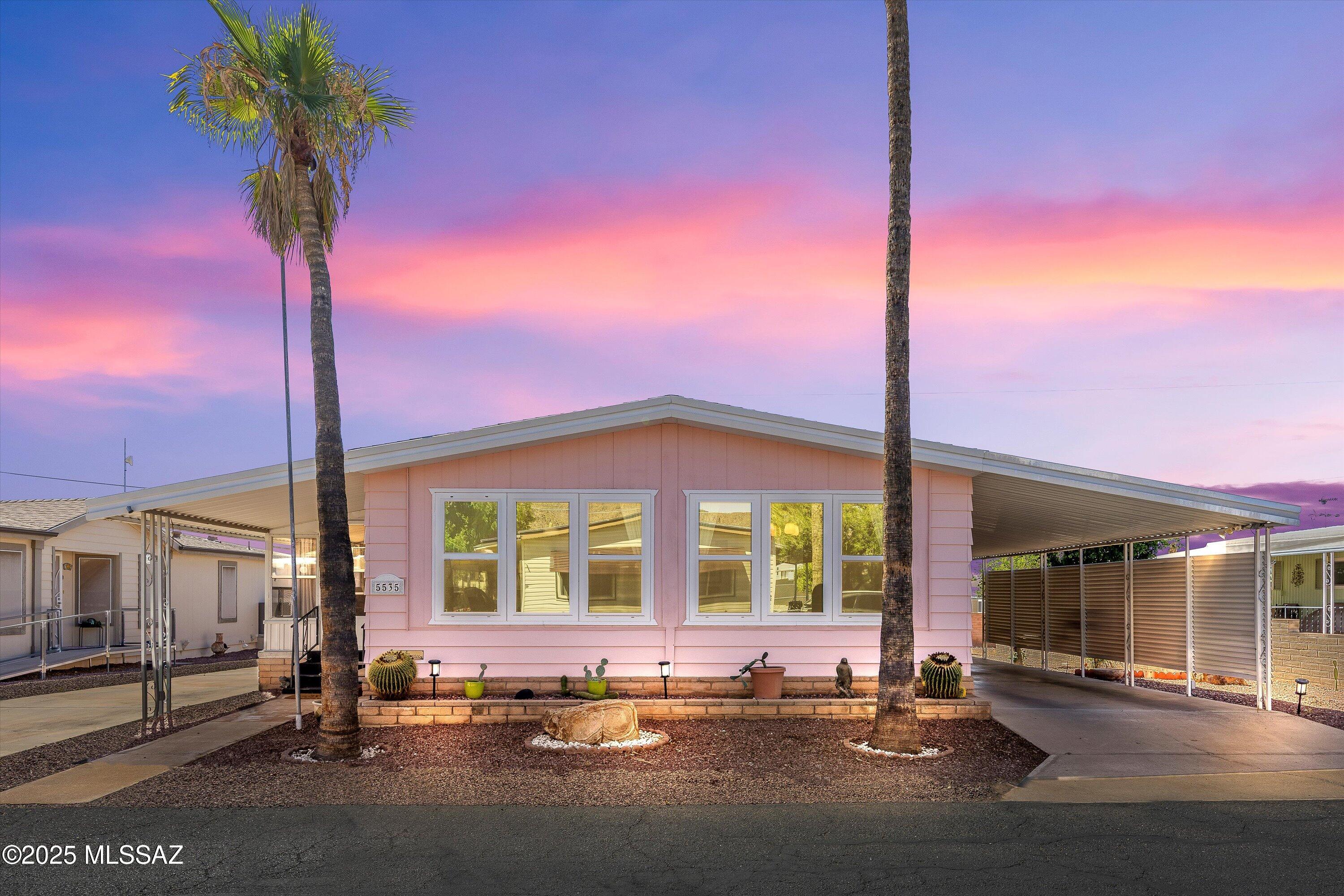 5535 W Flying W Street