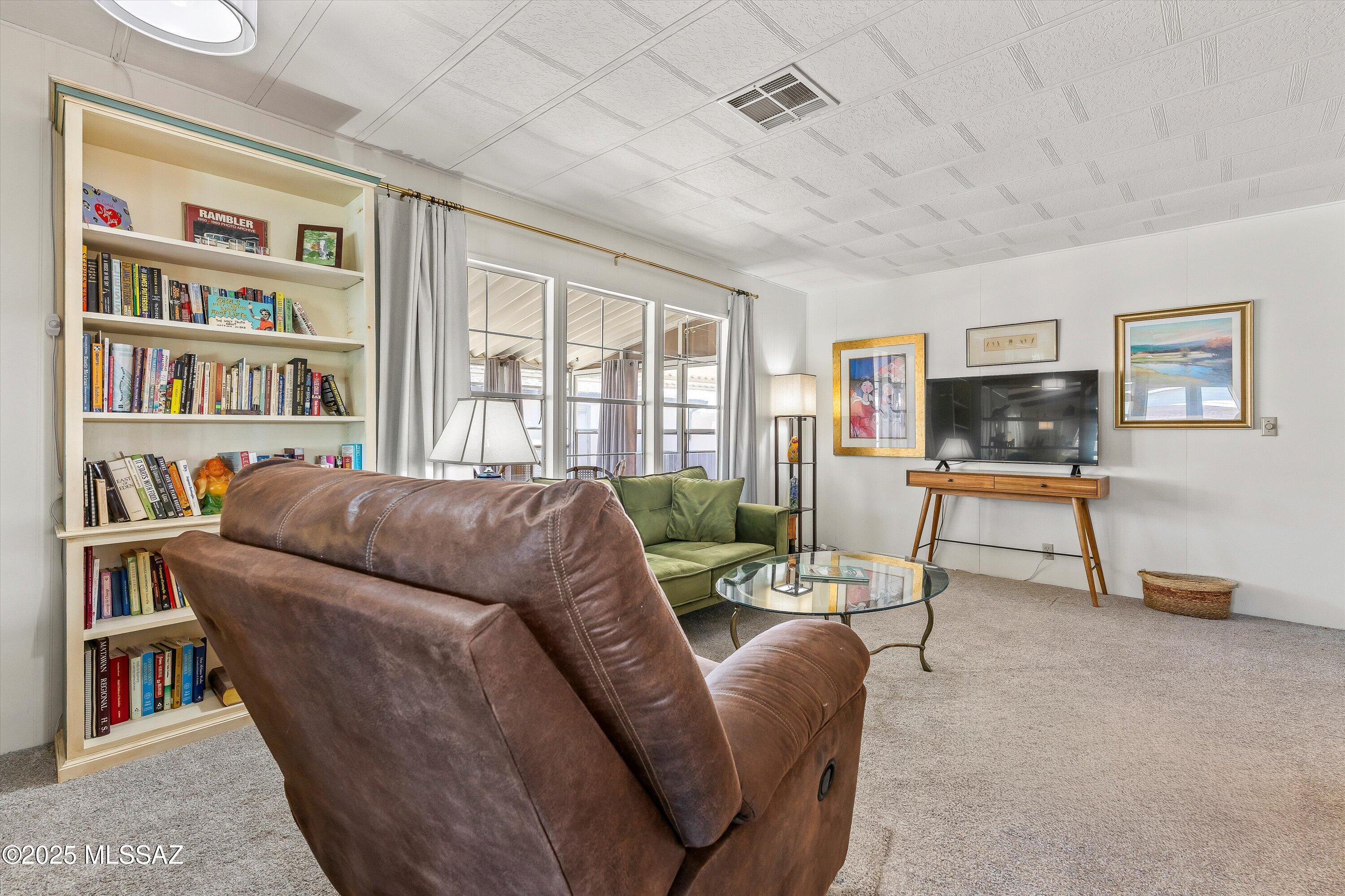 5535 W Flying W Street