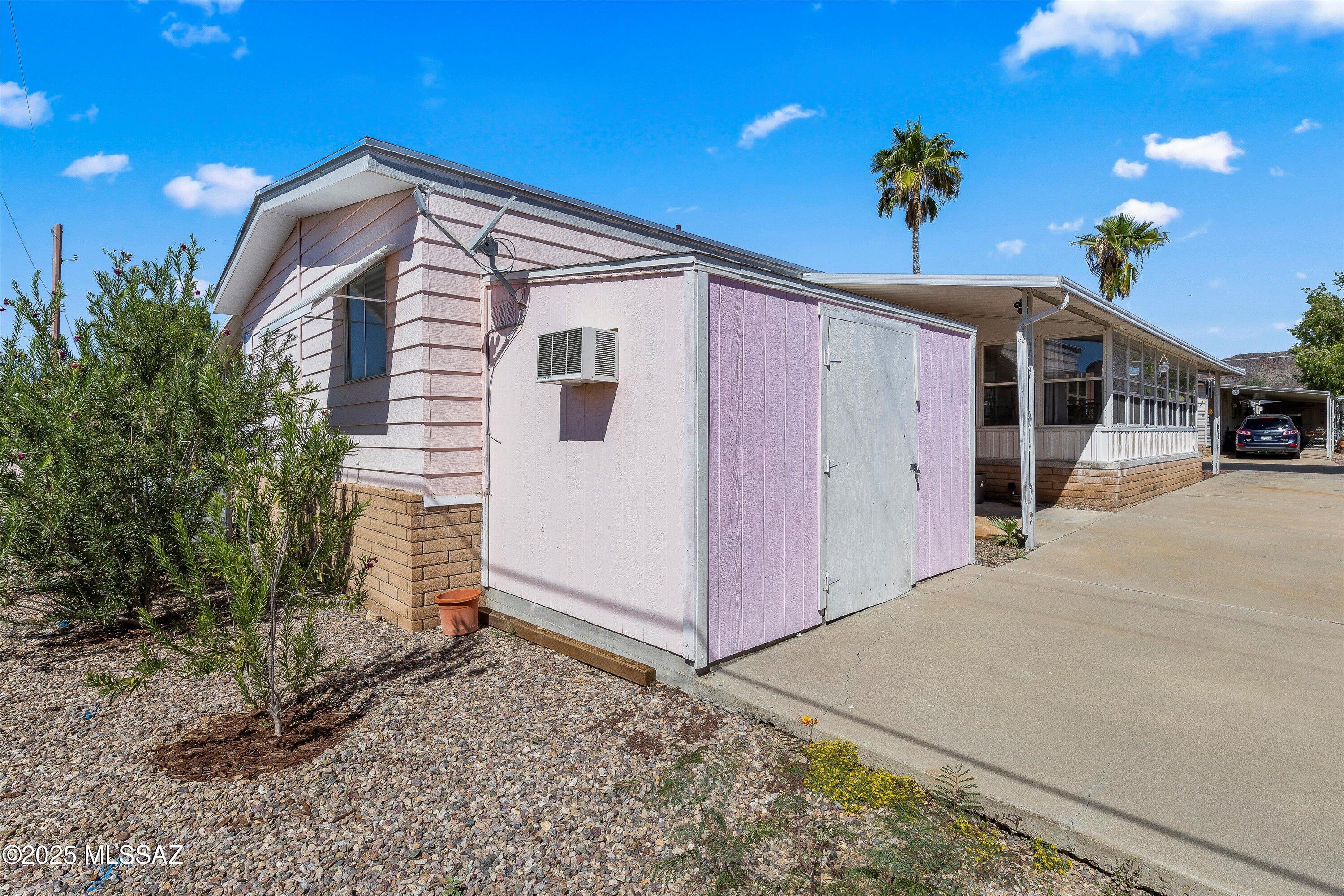 5535 W Flying W Street