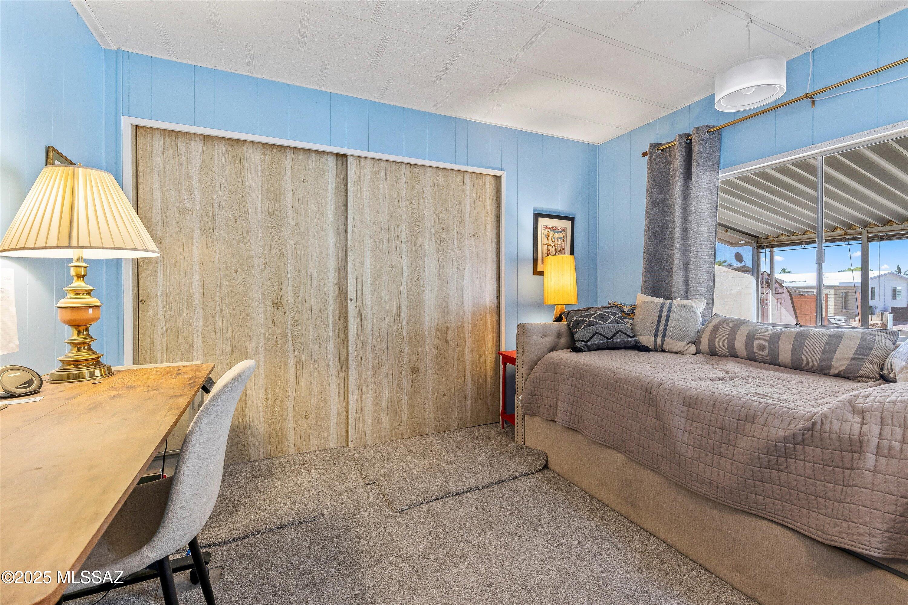 5535 W Flying W Street