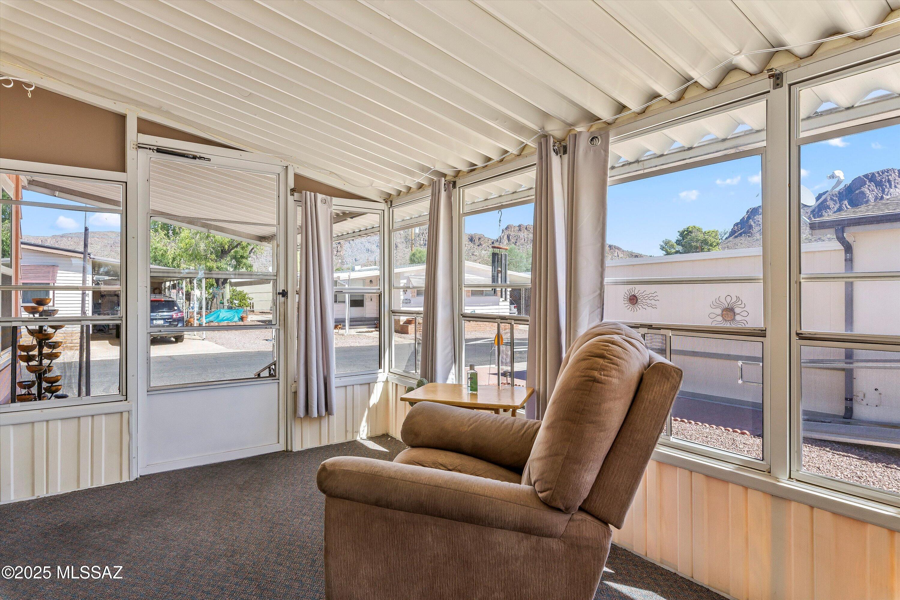 5535 W Flying W Street