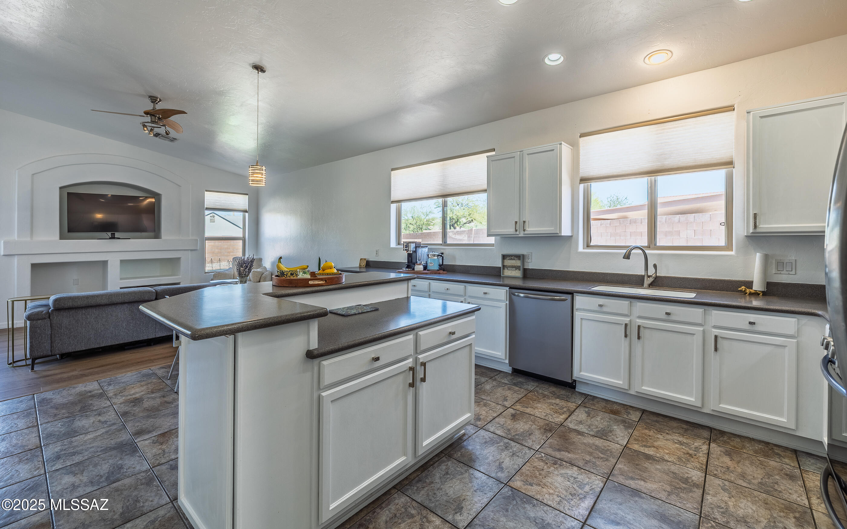 4758 S Placita Rumba