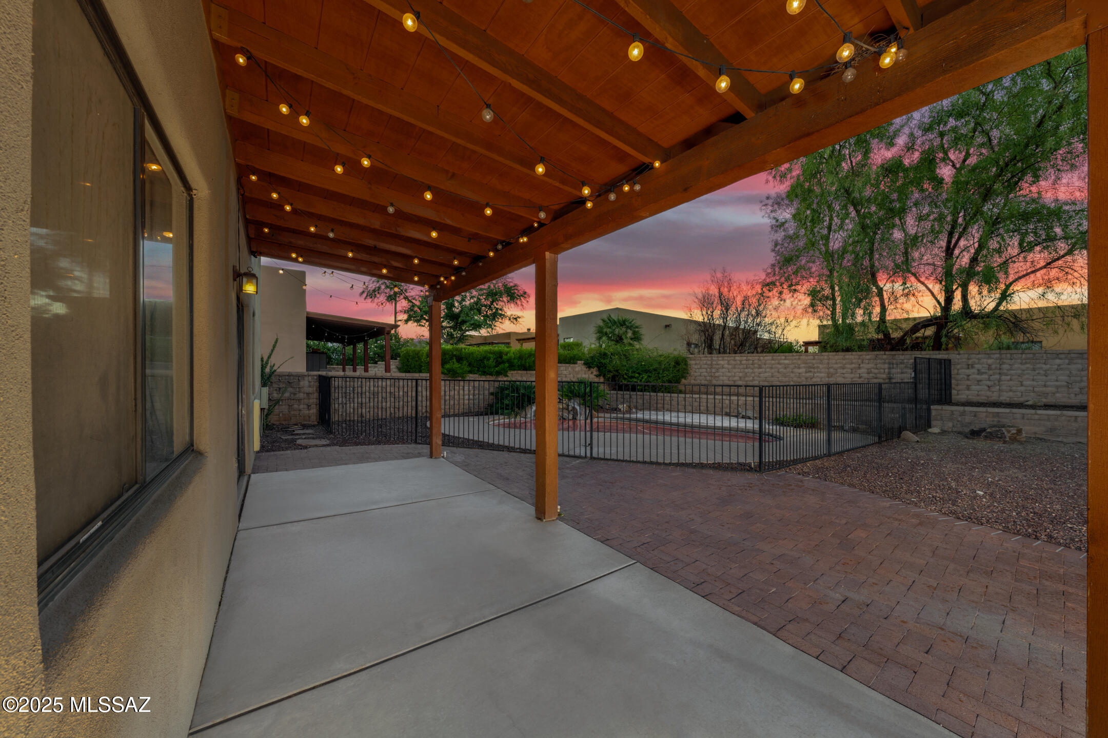 8786 E Corte Caida Del Sol