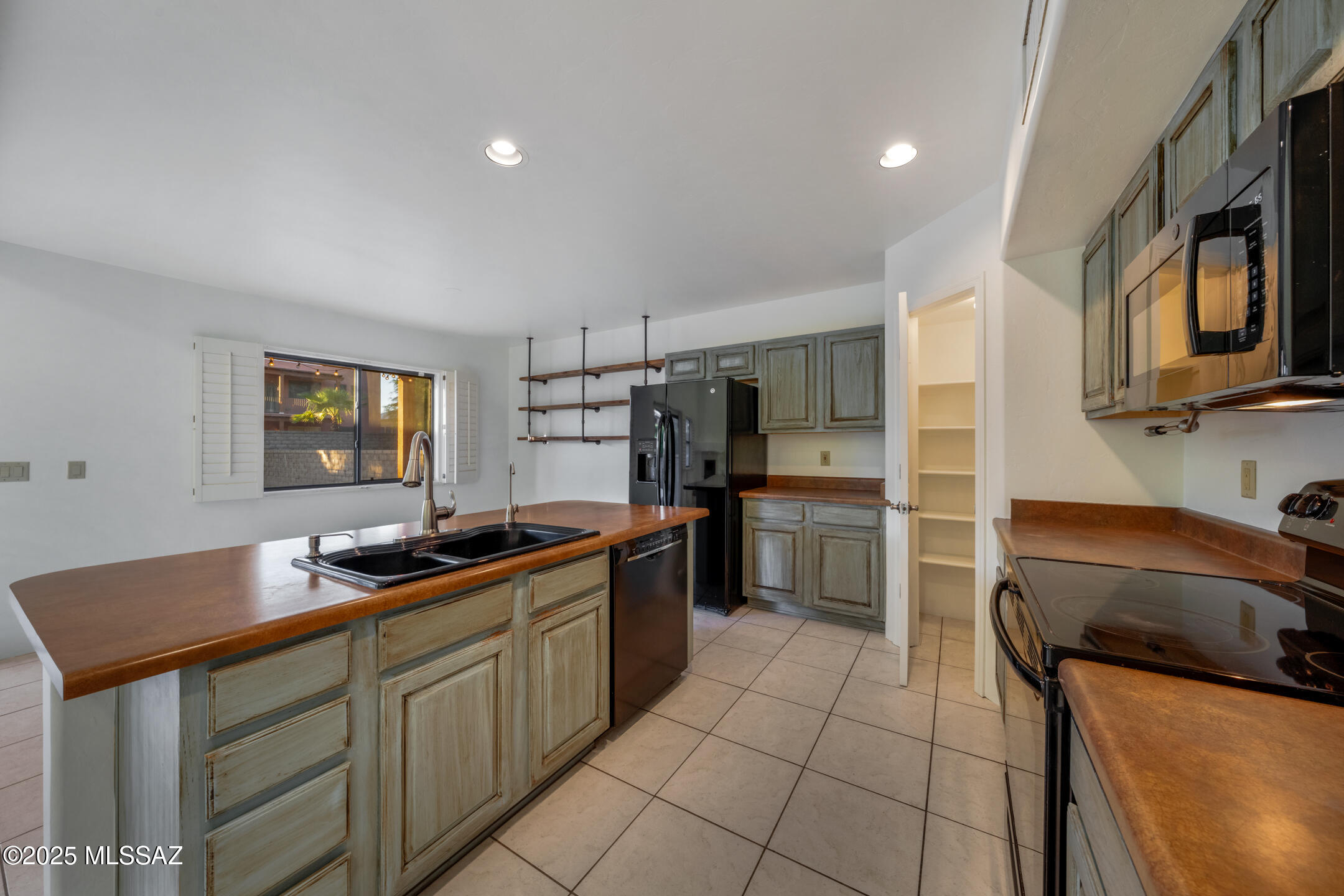 8786 E Corte Caida Del Sol