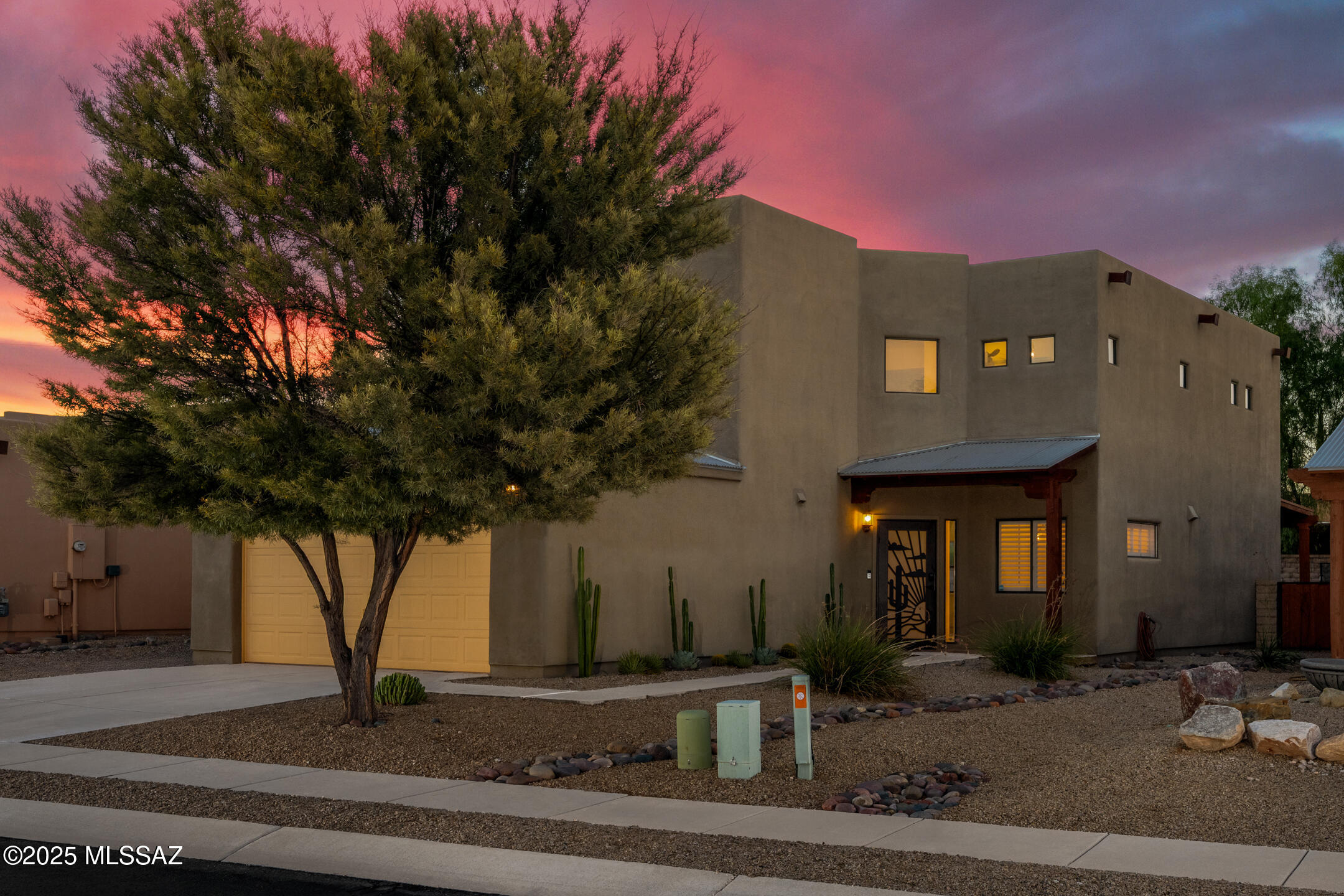 8786 E Corte Caida Del Sol