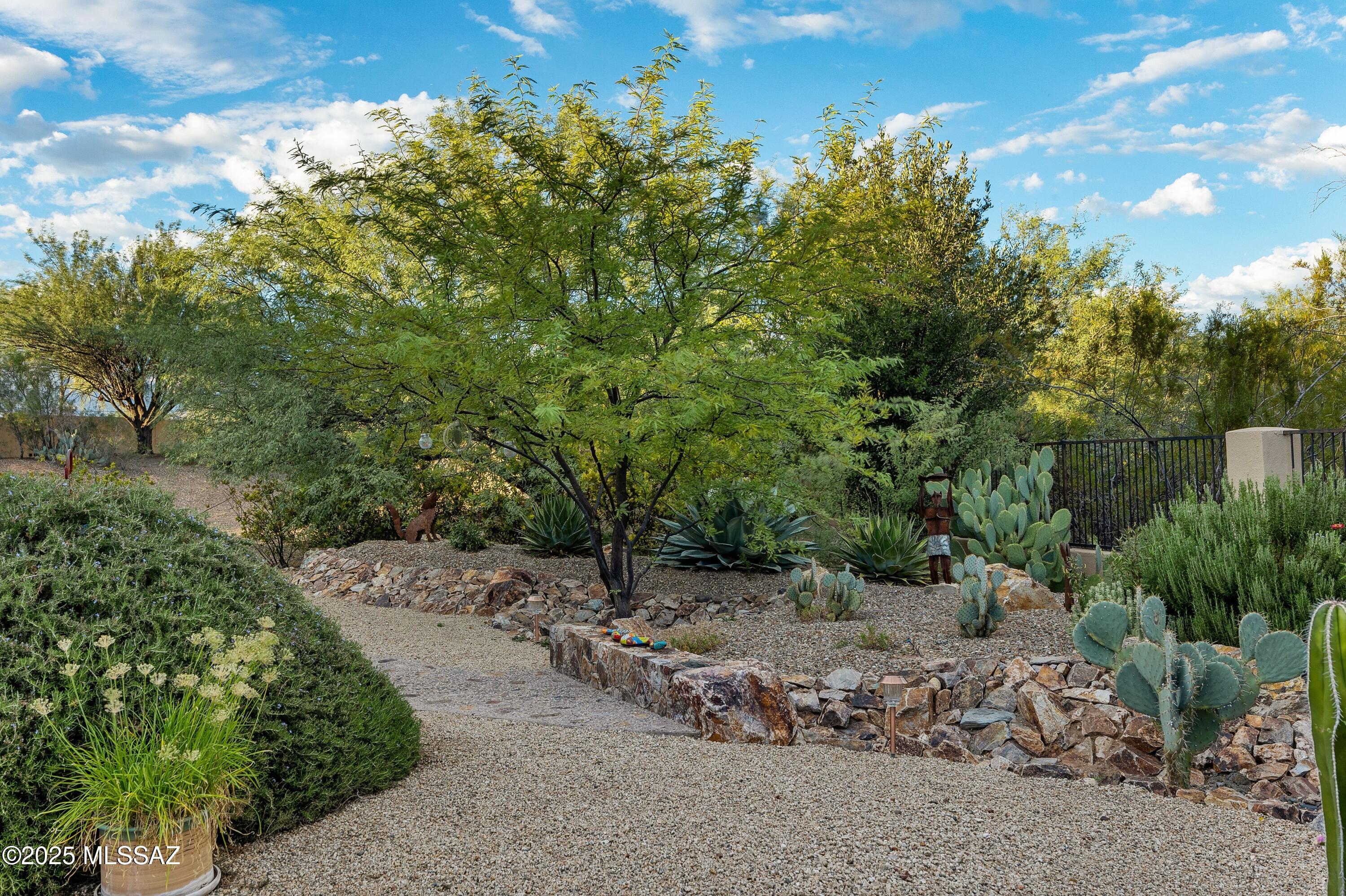 12362 E Goldpan Place