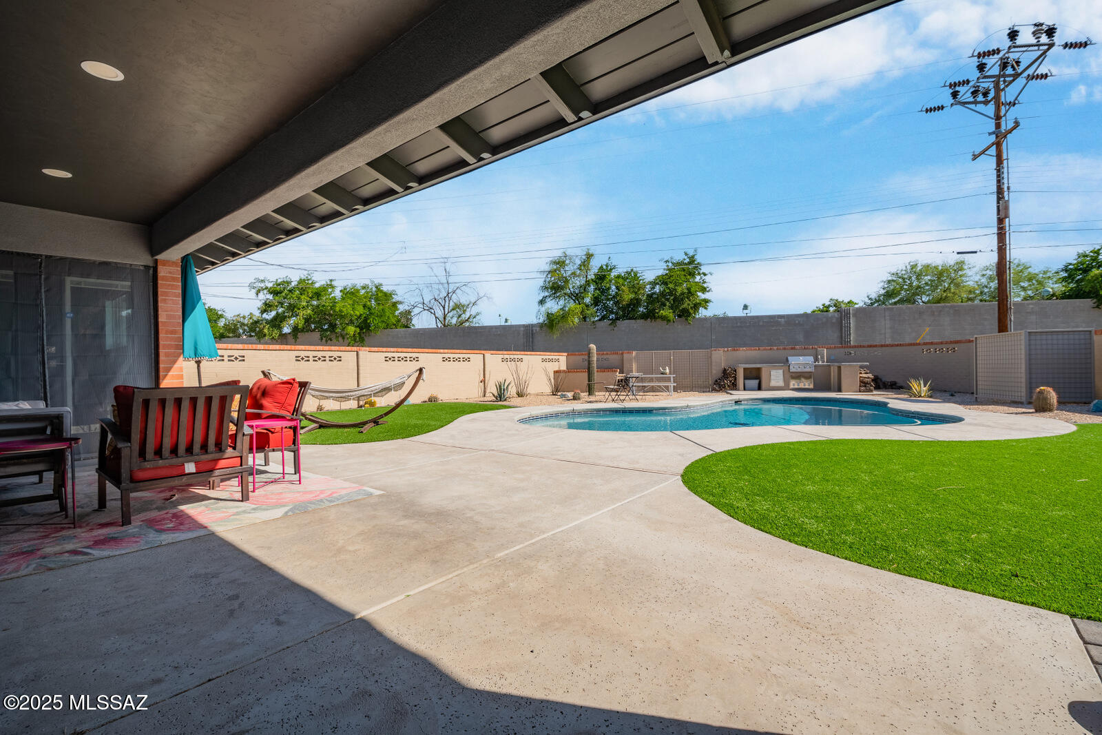 3454 E Calle Del Prado