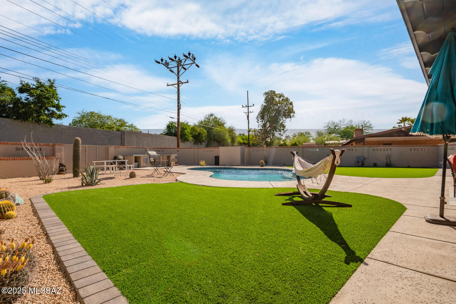 3454 E Calle Del Prado