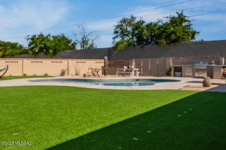 3454 E Calle Del Prado