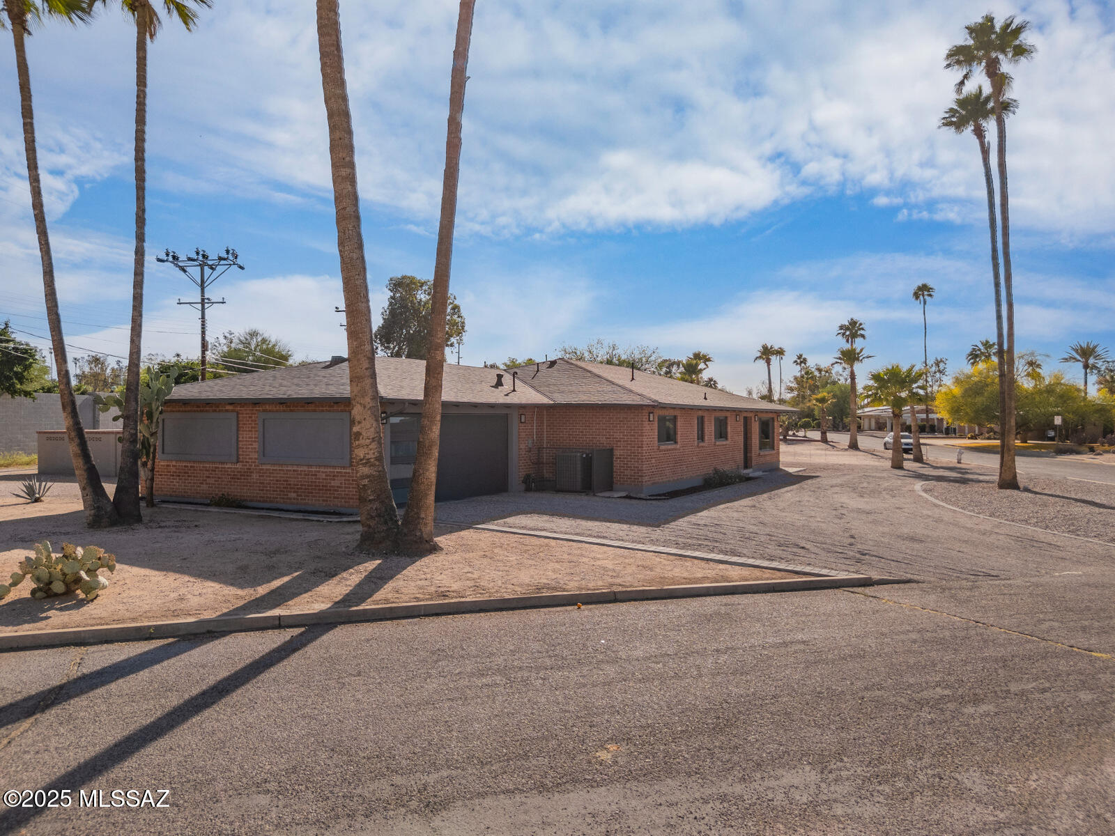 3454 E Calle Del Prado