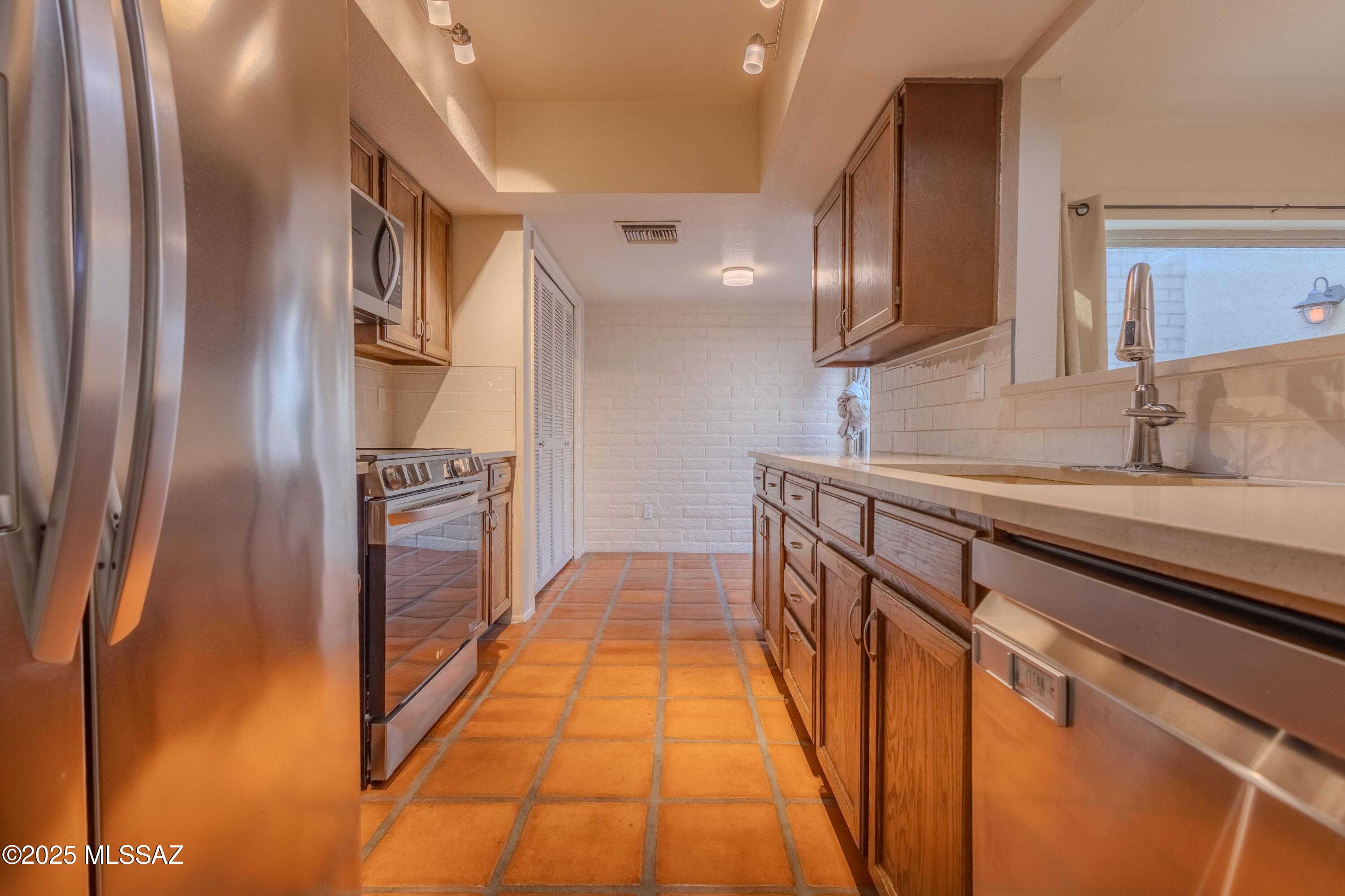 5932 N Placita del Conde