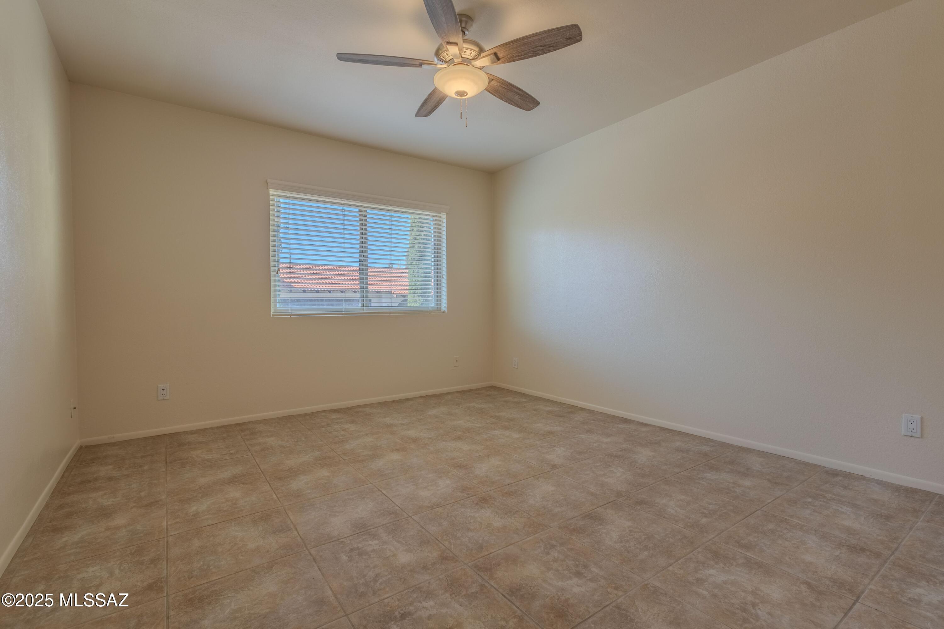 5932 N Placita del Conde