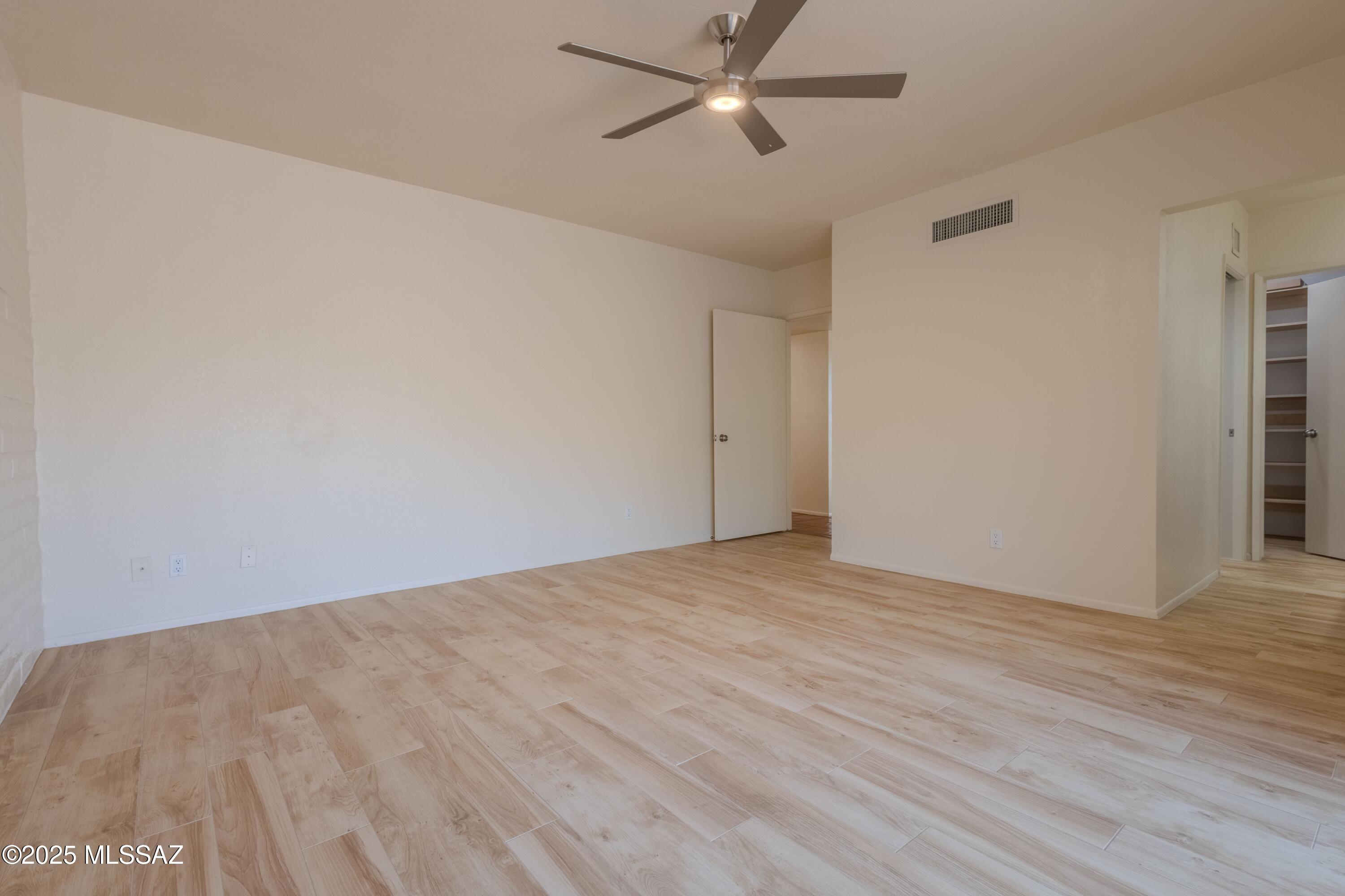 5932 N Placita del Conde