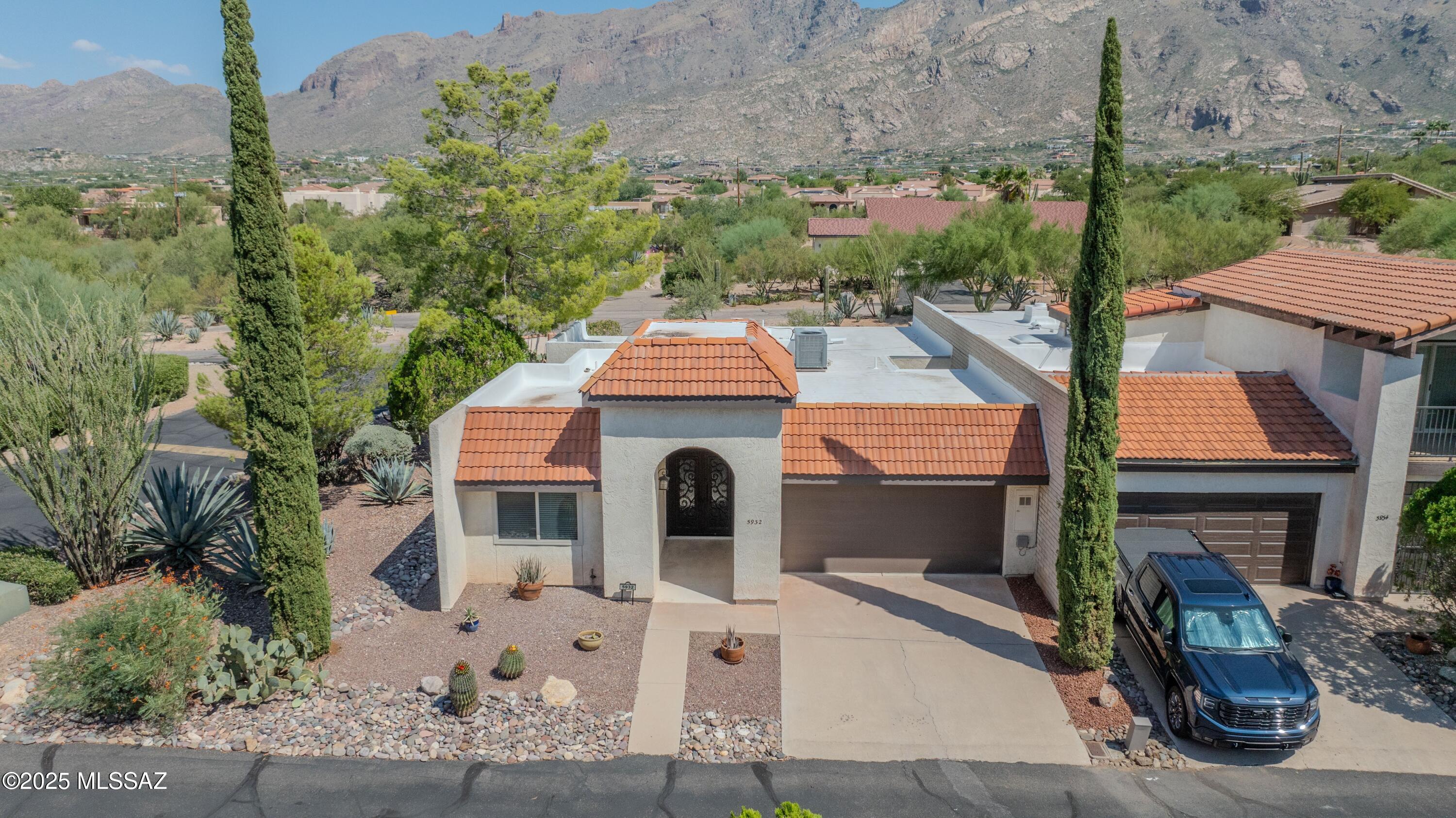 5932 N Placita del Conde