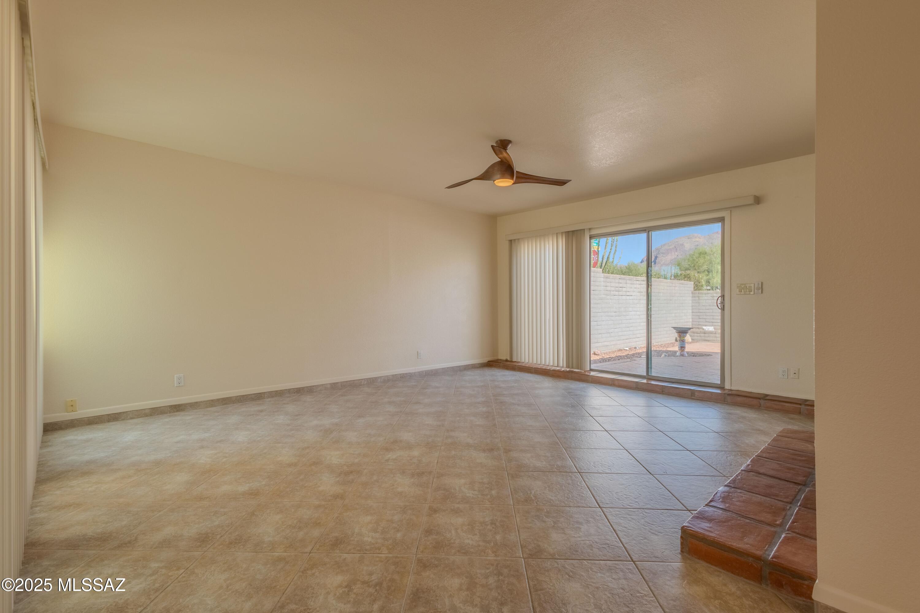 5932 N Placita del Conde