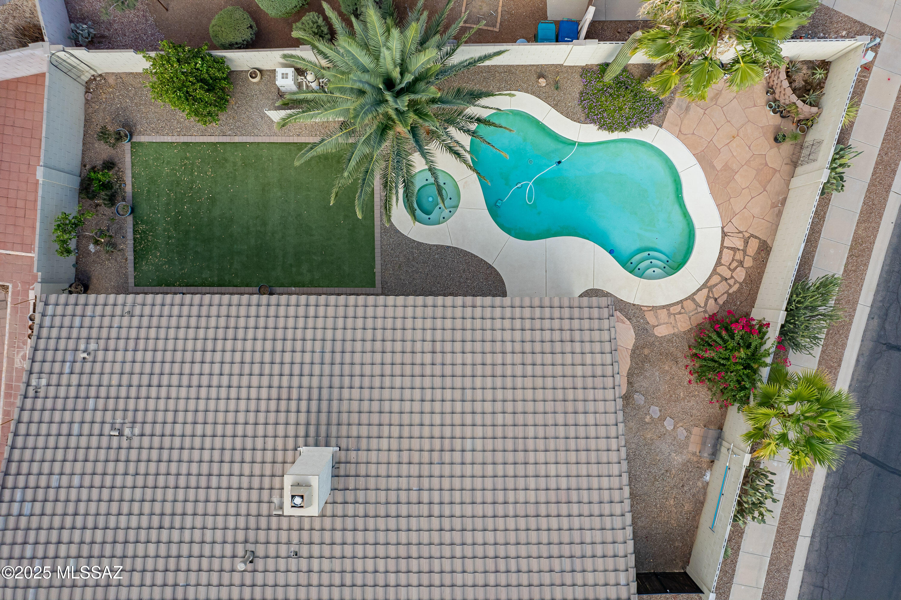 8845 N Silver Moon Way