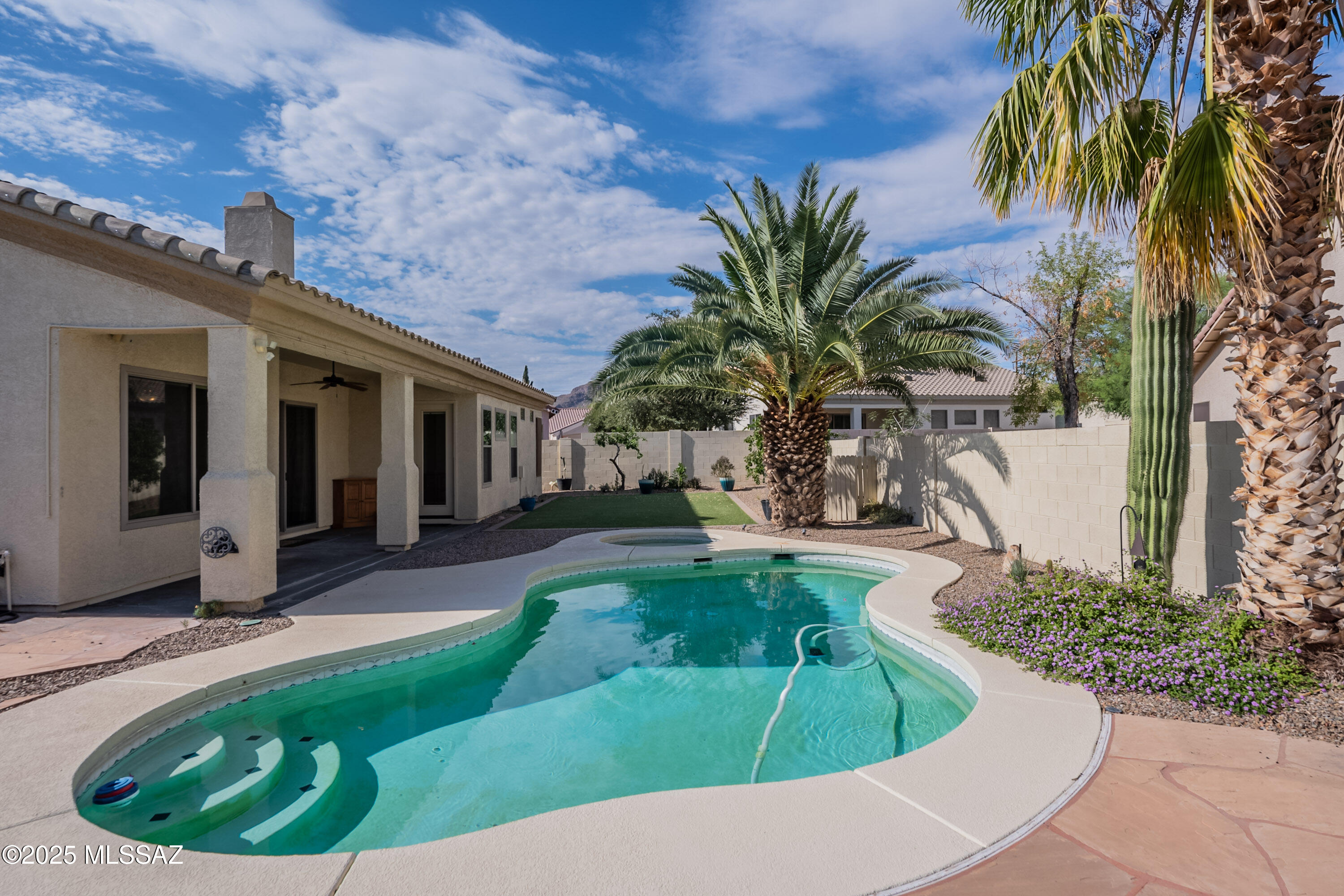 8845 N Silver Moon Way