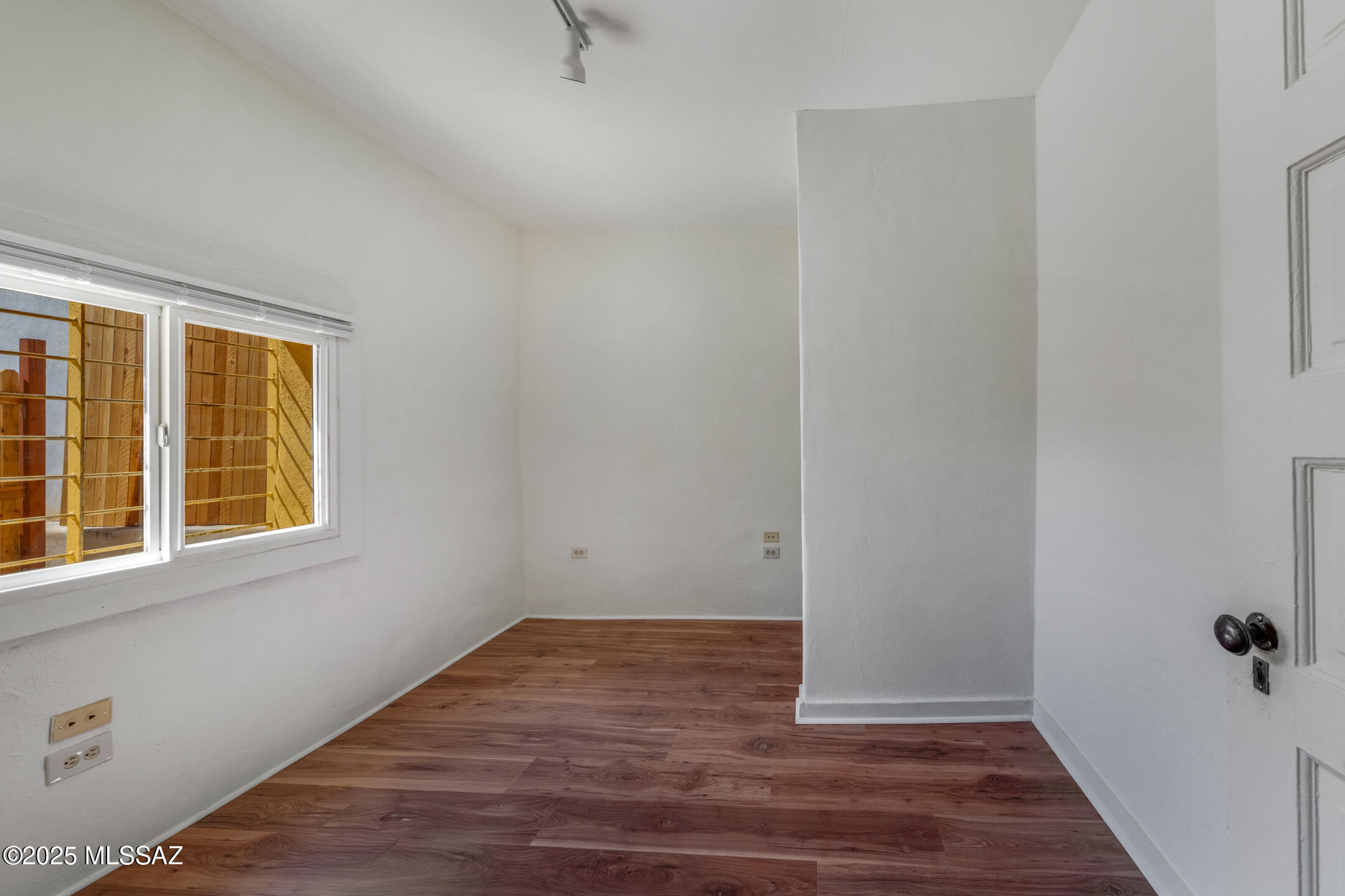 150 W Simpson Street