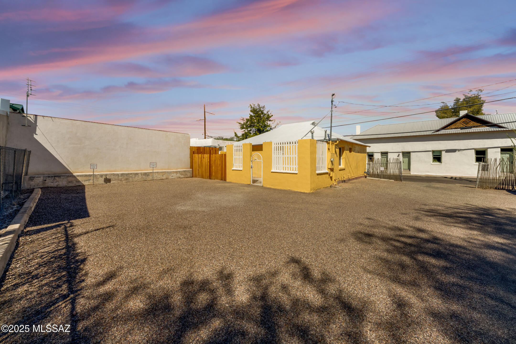 150 W Simpson Street