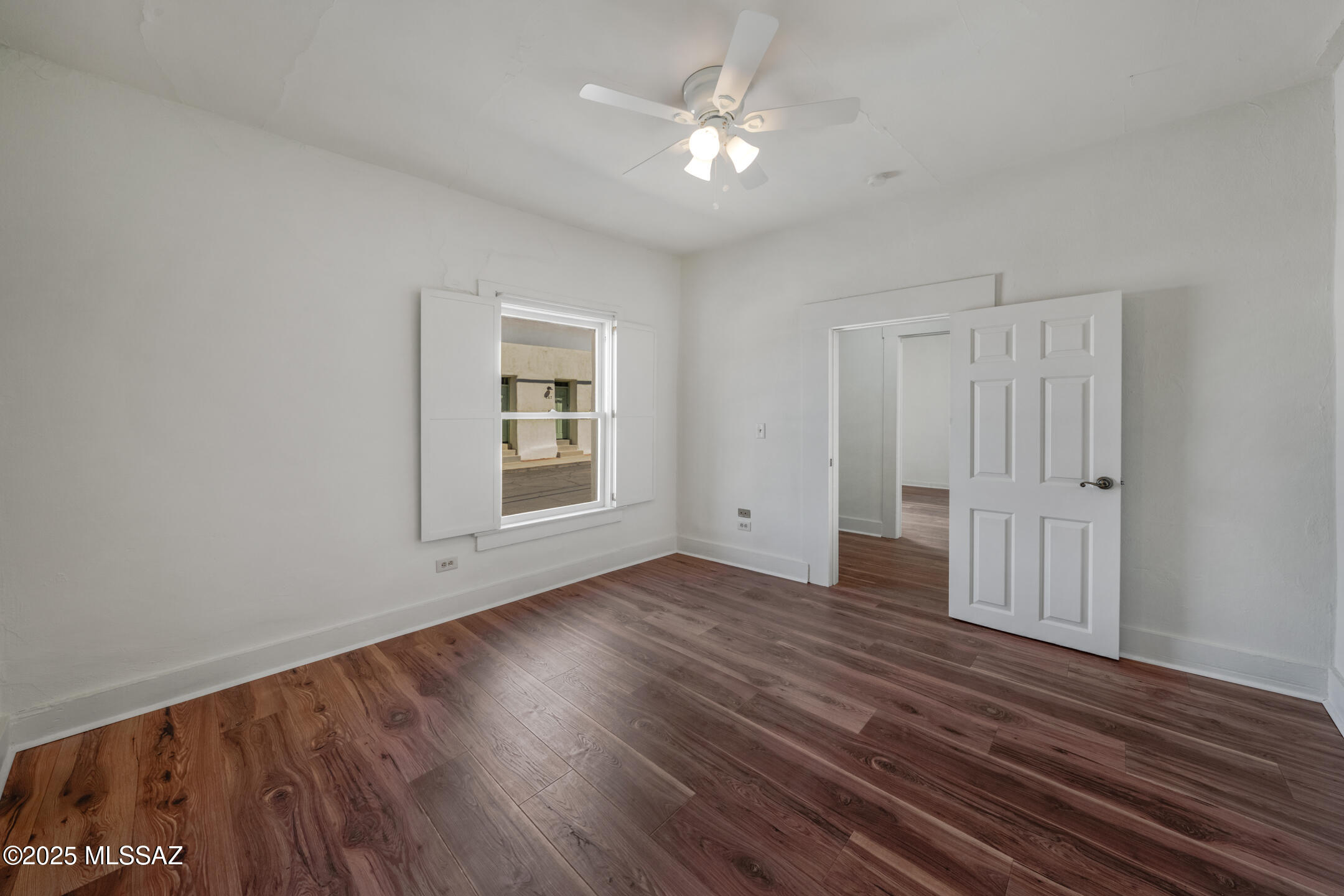 150 W Simpson Street