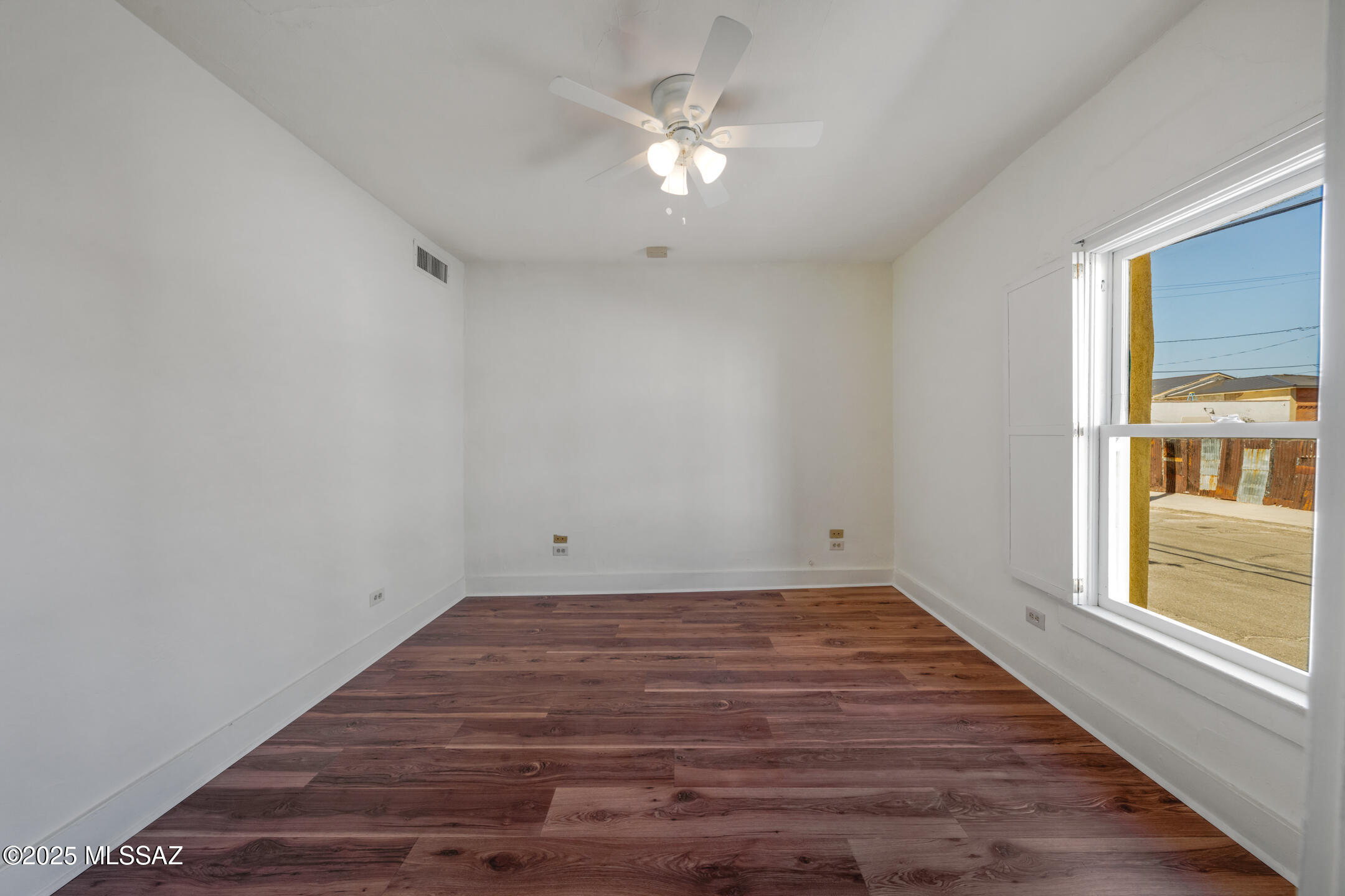 150 W Simpson Street