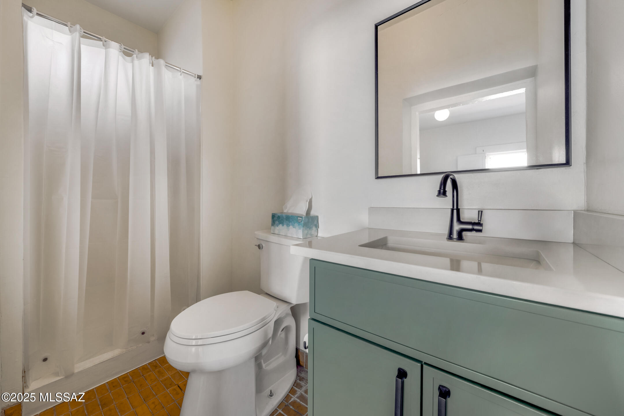 150 W Simpson Street