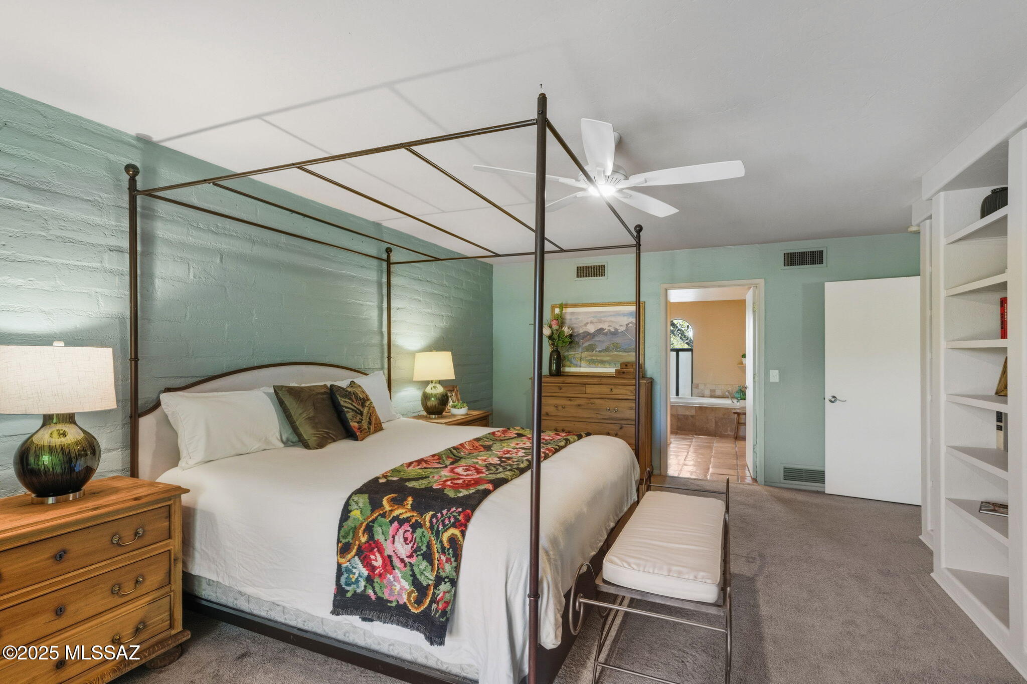 5540 N Entrada Quince