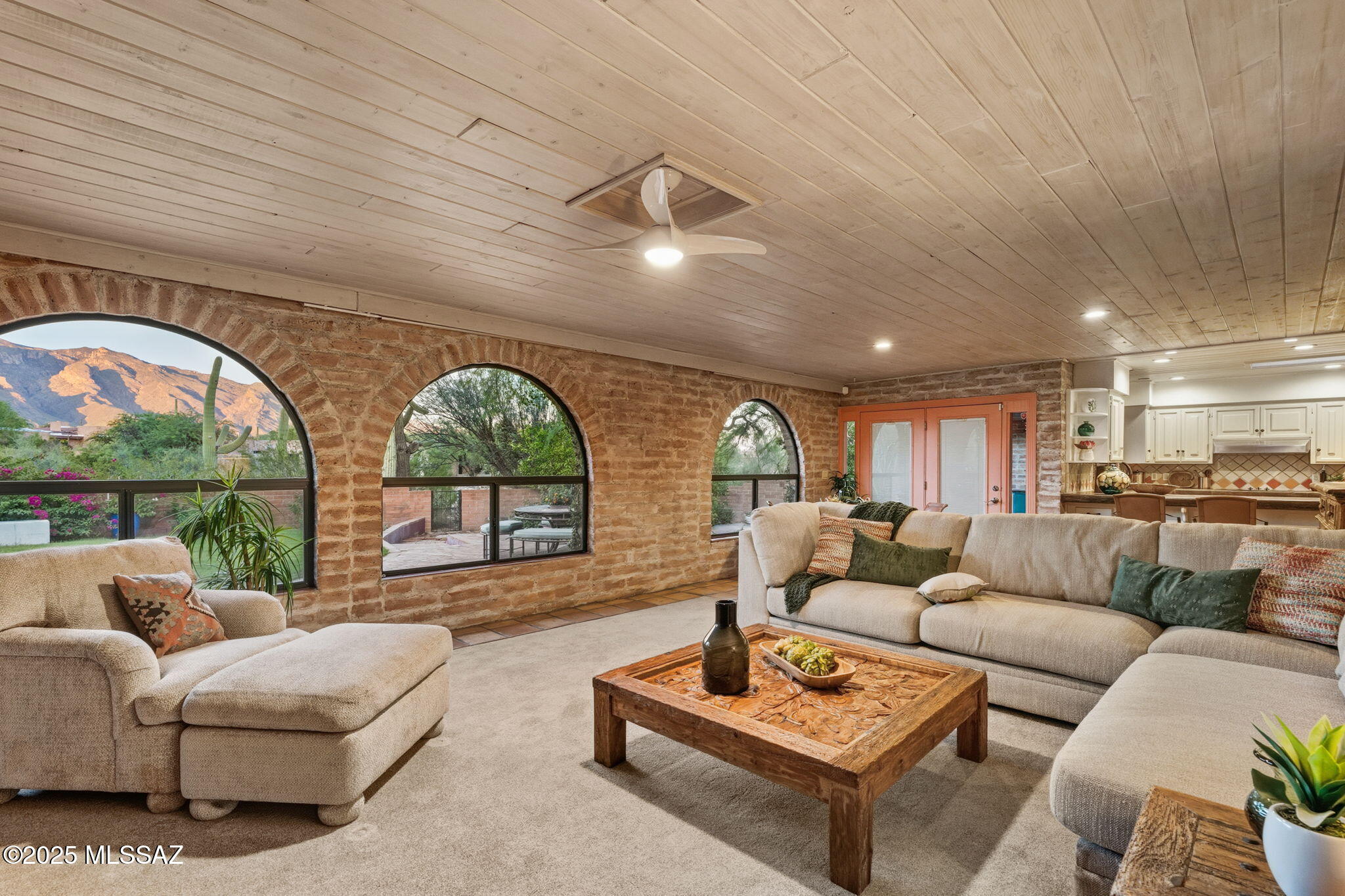 5540 N Entrada Quince