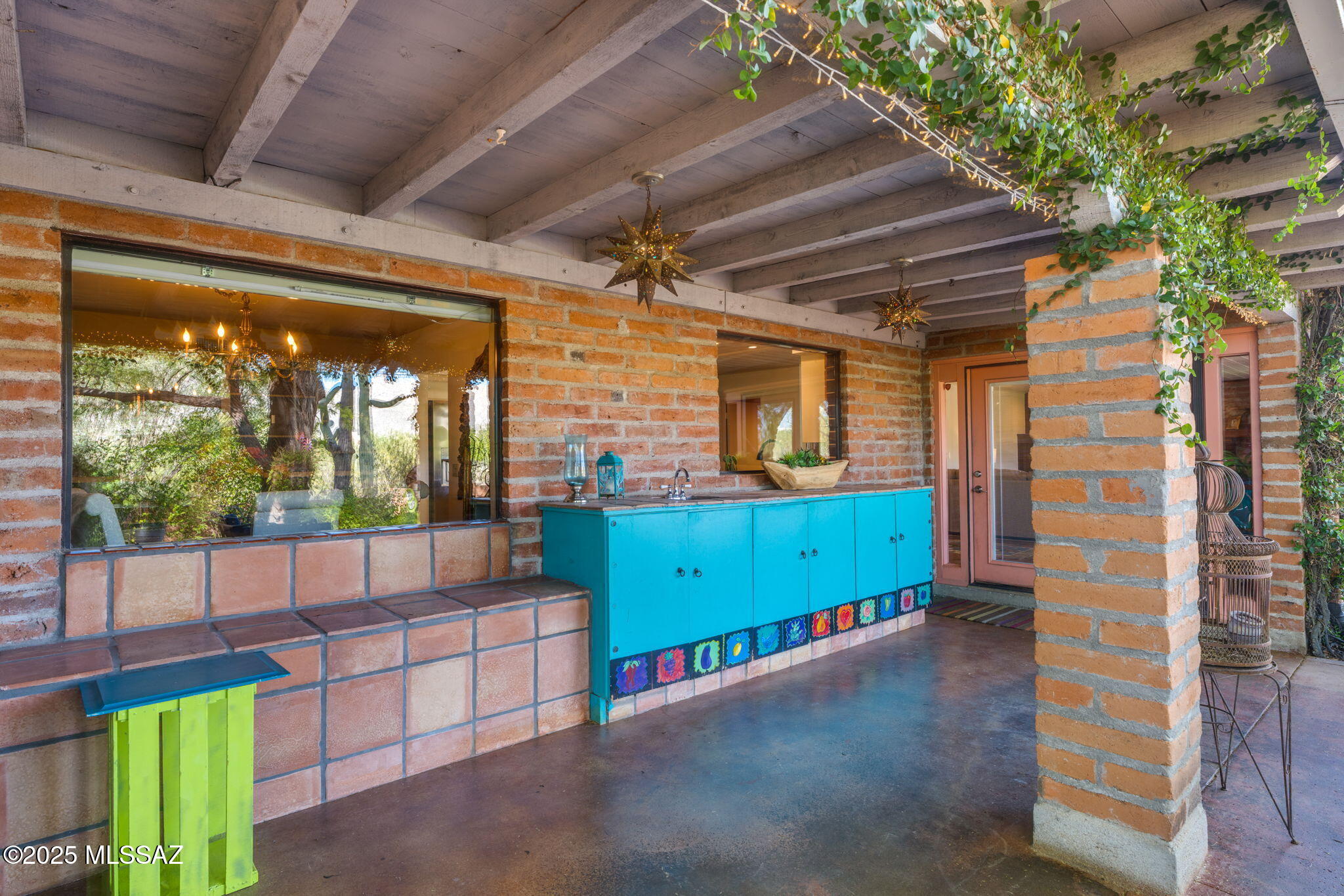 5540 N Entrada Quince