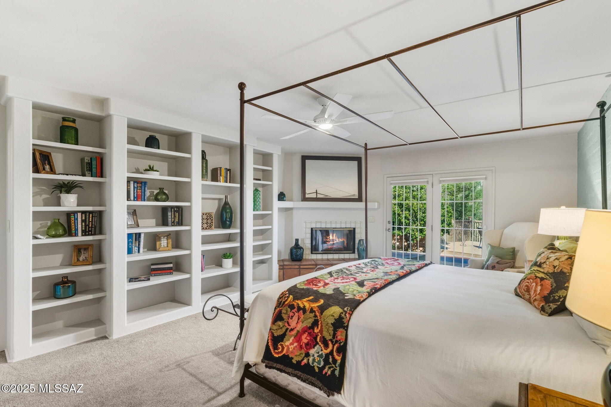 5540 N Entrada Quince