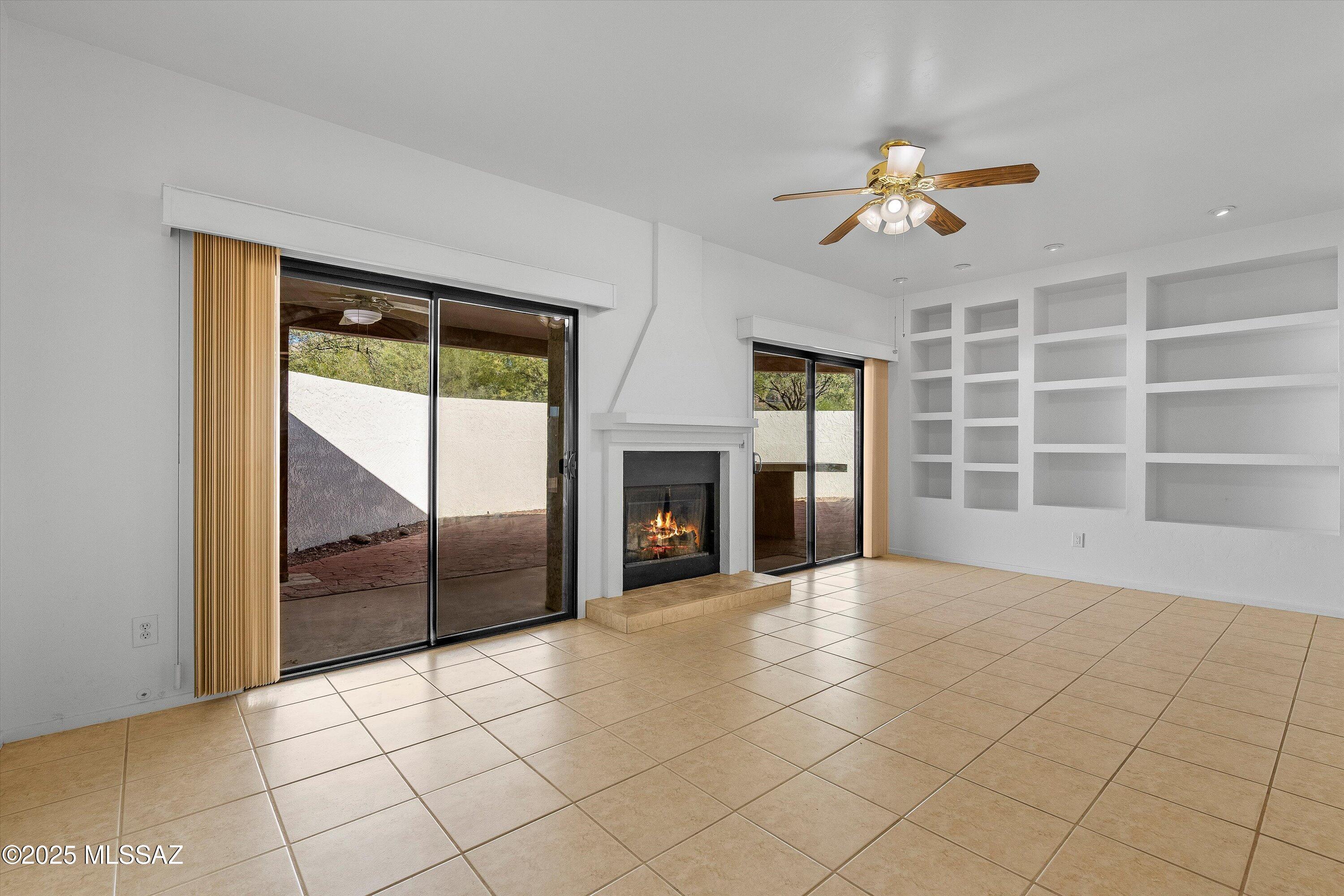 5581 N Crystal Mist Place