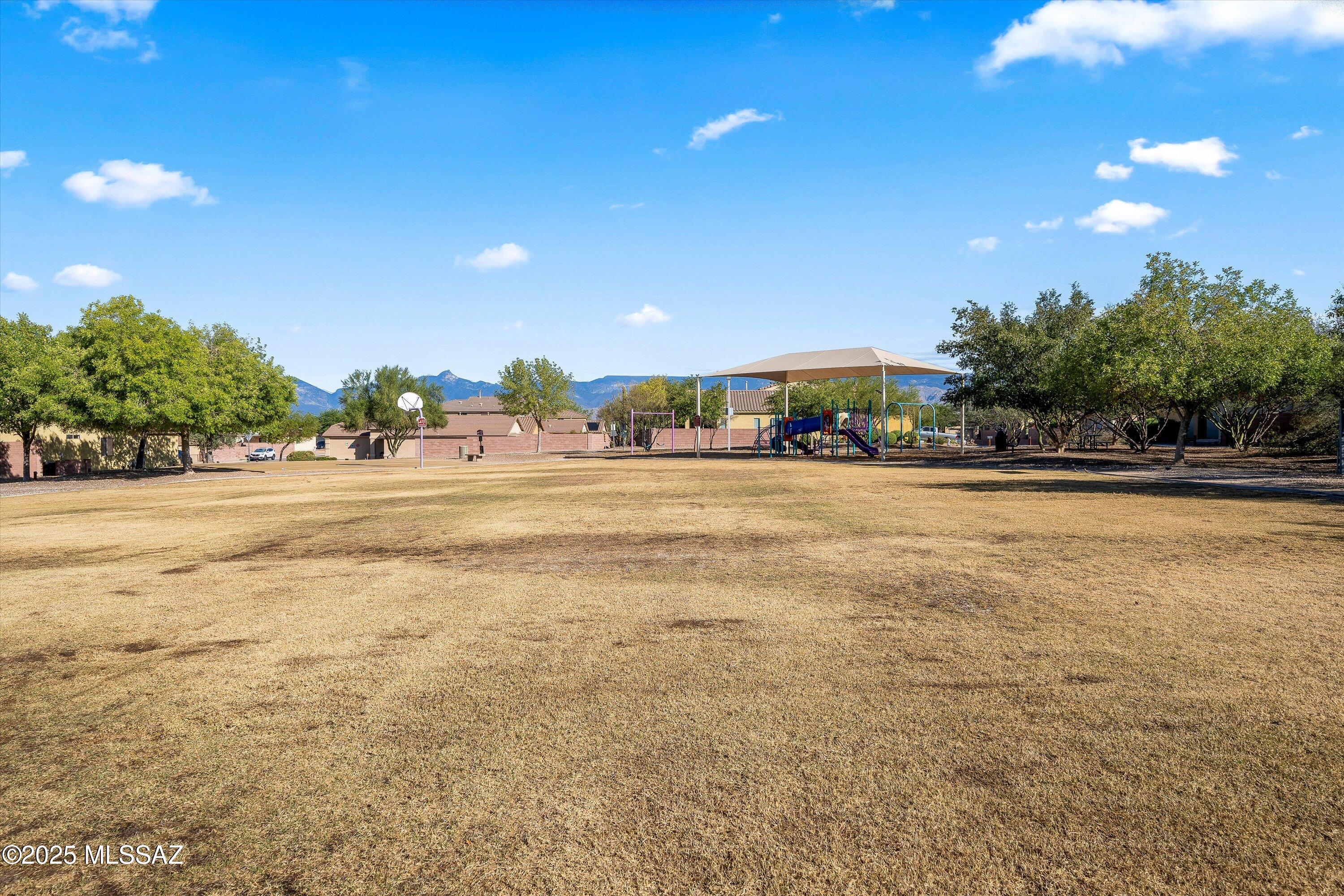 10065 E Emberwood Drive