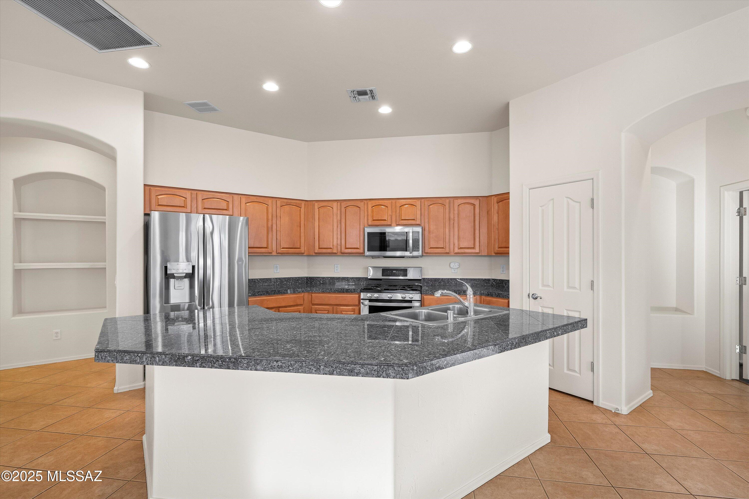 10065 E Emberwood Drive