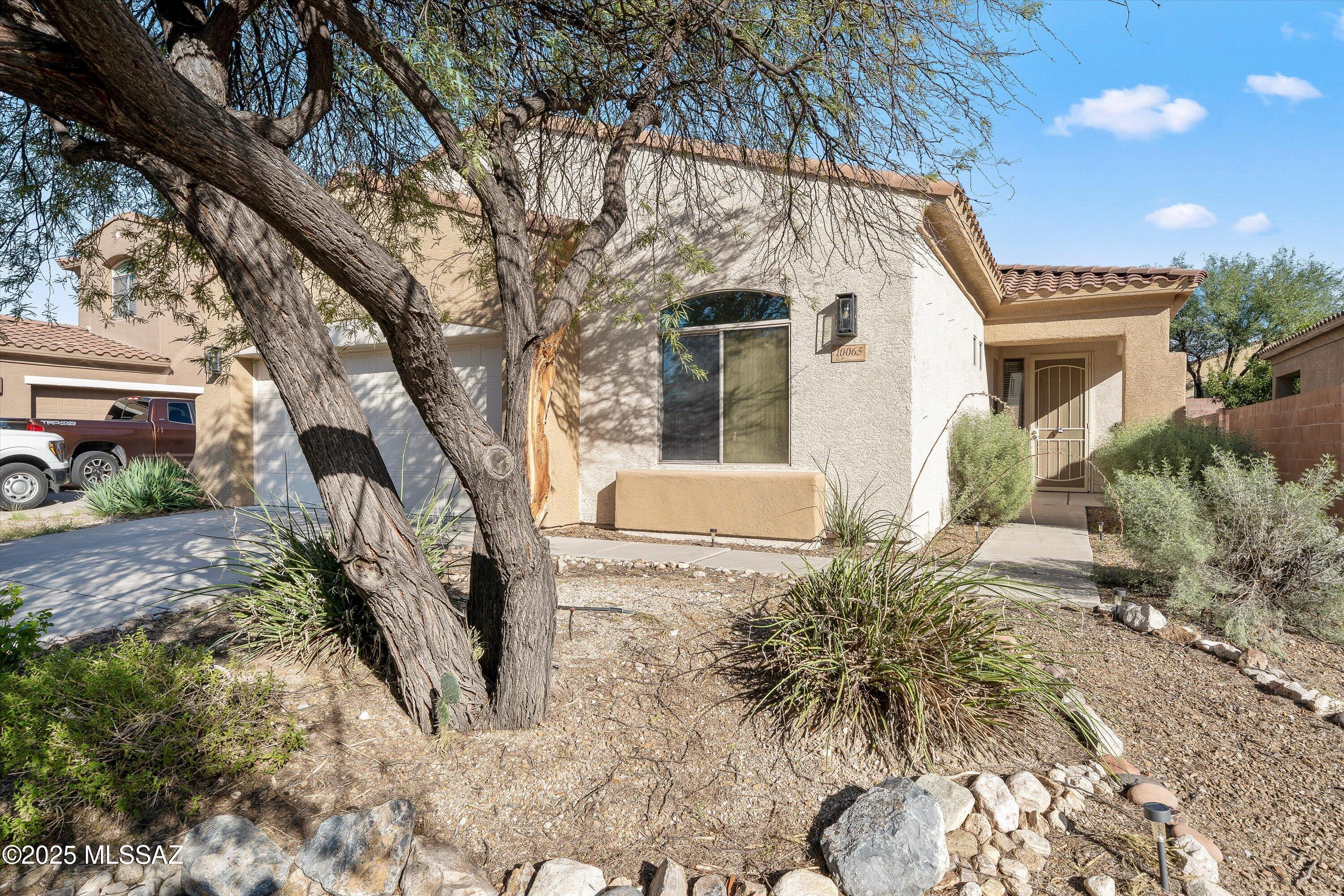 10065 E Emberwood Drive