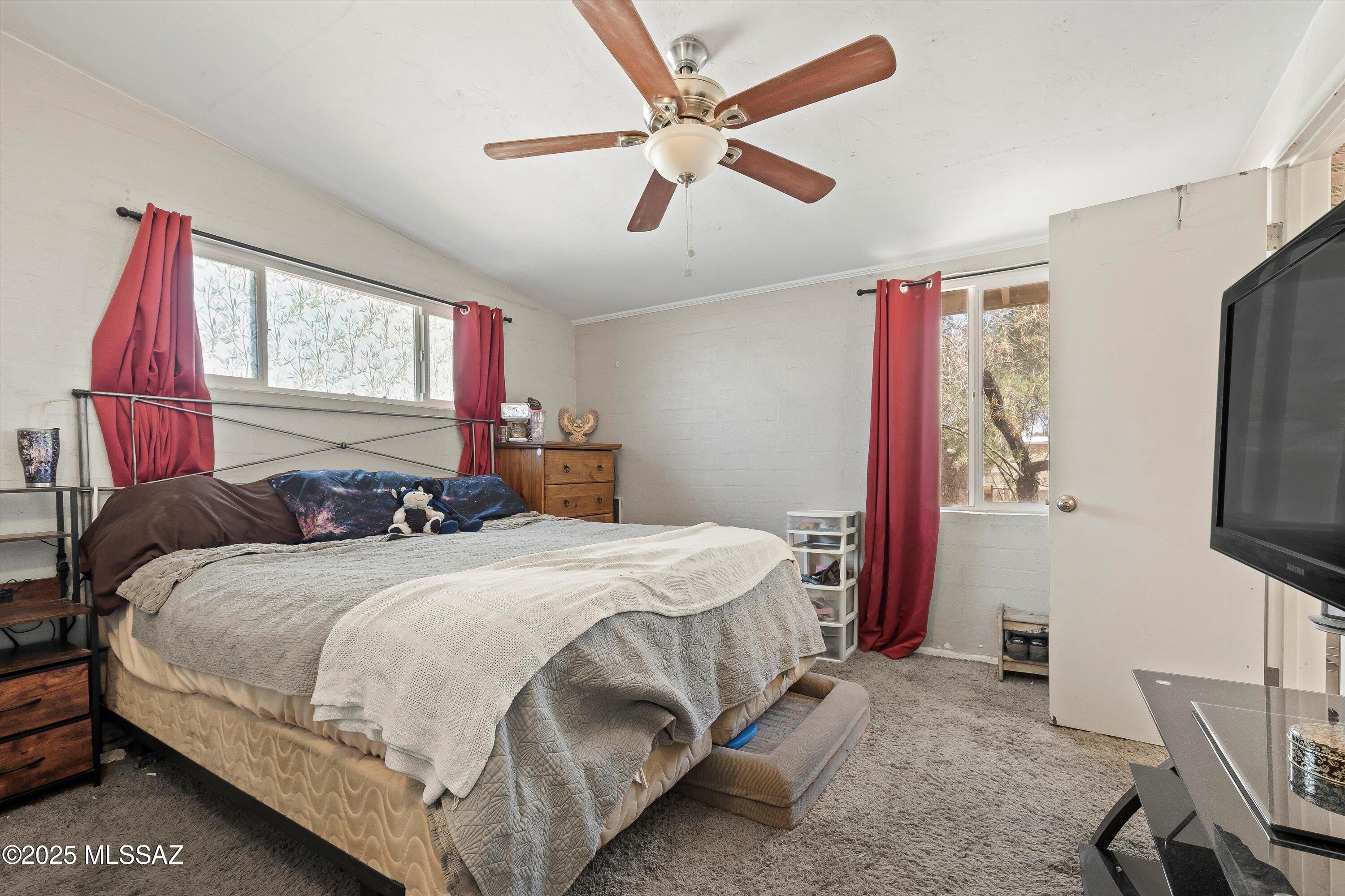 1717 S Avenida Regulo