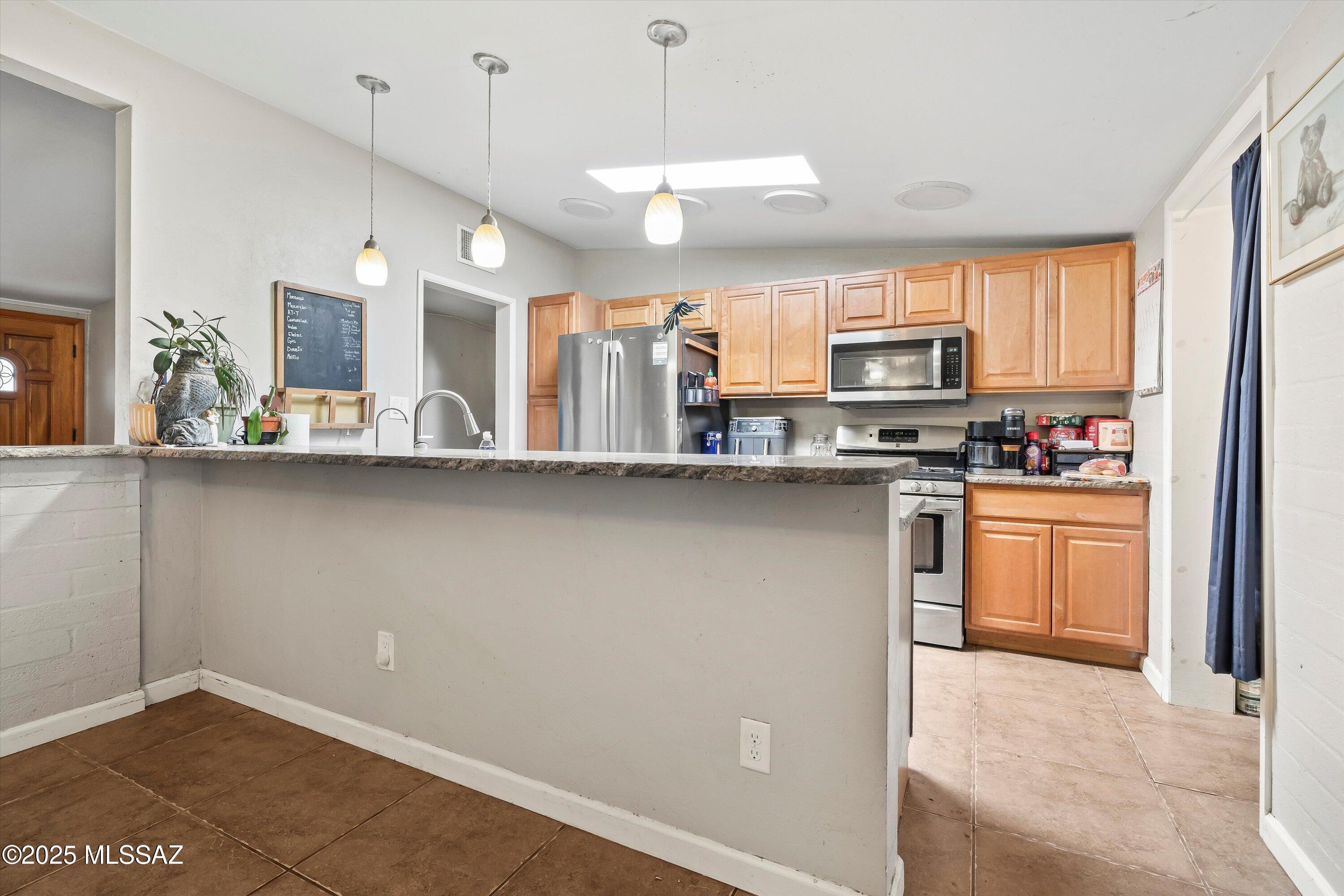 1717 S Avenida Regulo