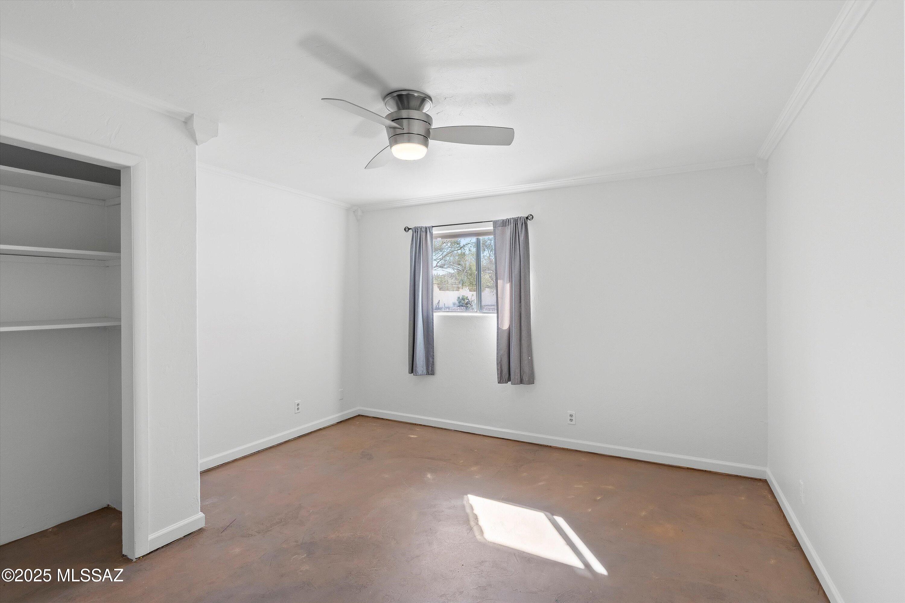 10501 E Calle Del Este