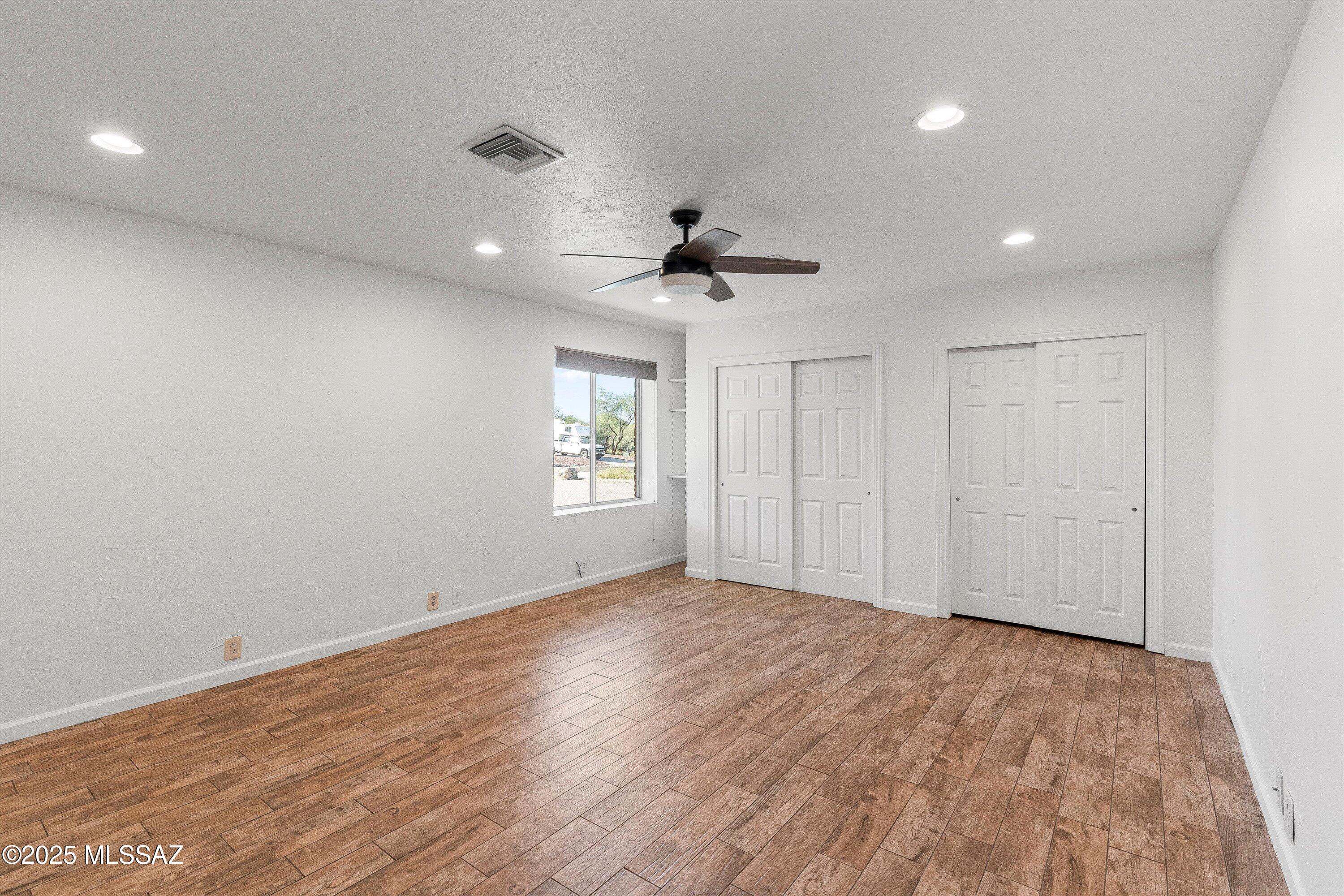 10501 E Calle Del Este